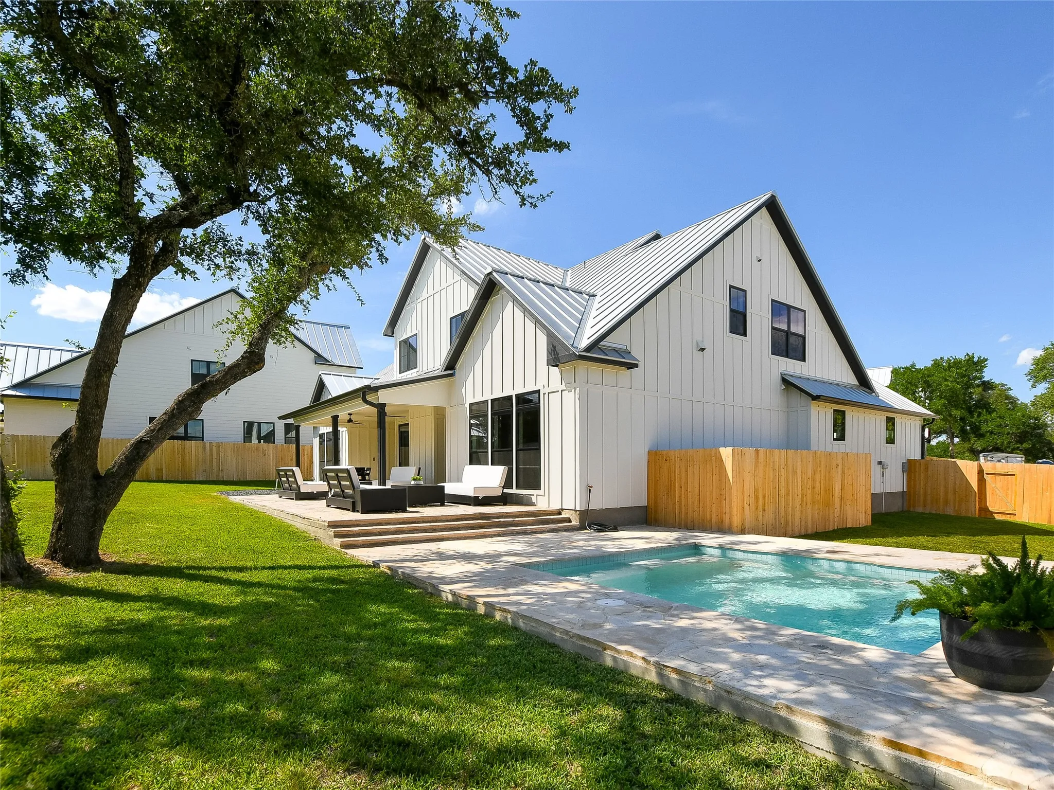 Single Family Residence For Sale in Llano County , 2411 Cherry Lane, Kingsland, Texas 78639, 4 Bedroom, 4 Bathroom, 2 Garage spaces, 3,423 Sqft, built in 2022, New Construction - Complete, Price $1,369,000, mls#21163531, Real Estate Agent in Kingsland, Homes For Sale in Llano county, Homes For Sale in Kingsland, Realtor in Kingsland Texas, Real Estate Brokerage Independent Realty Texas, Luminita Cordes Realtor