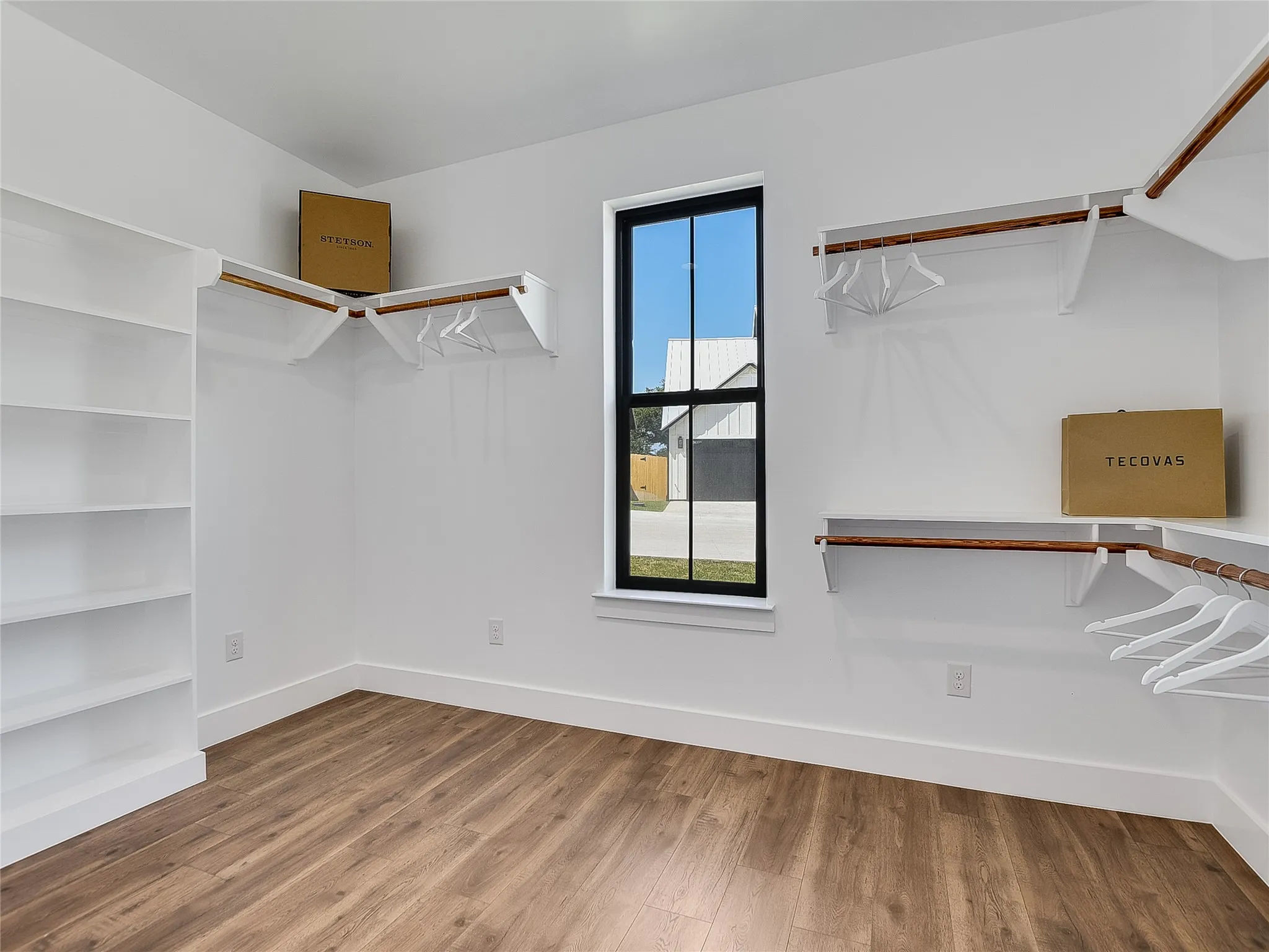 Single Family Residence For Sale in Llano County , 2411 Cherry Lane, Kingsland, Texas 78639, 4 Bedroom, 4 Bathroom, 2 Garage spaces, 3,423 Sqft, built in 2022, New Construction - Complete, Price $1,369,000, mls#21163531, Real Estate Agent in Kingsland, Homes For Sale in Llano county, Homes For Sale in Kingsland, Realtor in Kingsland Texas, Real Estate Brokerage Independent Realty Texas, Luminita Cordes Realtor