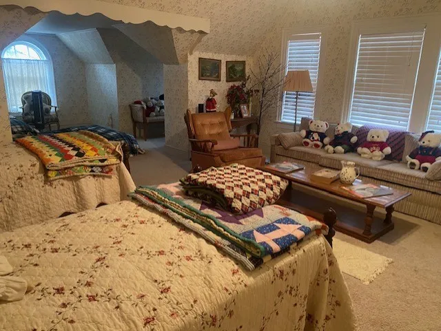 Single Family Residence For Sale in Red River (TX) County , 1404 W MAIN Street, Clarksville, Texas 75426, 3 Bedroom, 3 Bathroom, 2 Garage spaces, 3,212 Sqft, built in 1931, Price $199,000, mls#21178602, Real Estate Agent in Clarksville, Homes For Sale in Red River (TX) county, Homes For Sale in Clarksville, Realtor in Clarksville Texas, Real Estate Brokerage Independent Realty Texas, Luminita Cordes Realtor