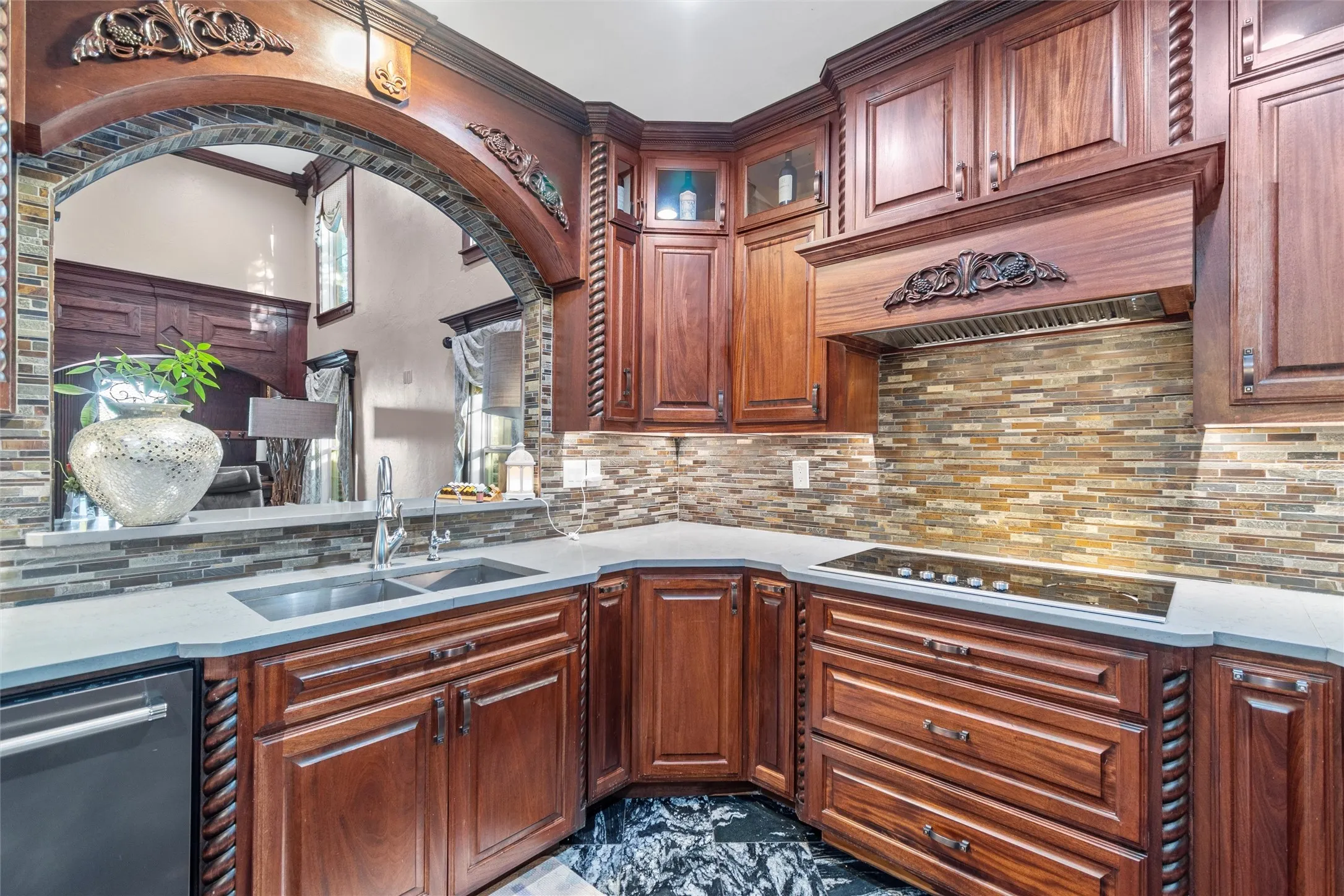 Single Family Residence For Sale in Tarrant County , 1006 Manning Street, Grand Prairie, Texas 75051, 5 Bedroom, 3 Bathroom, 2 Garage spaces, 2,863 Sqft, built in 2017, Preowned, mls#21180068, Real Estate Agent in Grand Prairie, Homes For Sale in Tarrant county, Homes For Sale in Grand Prairie, Realtor in Grand Prairie Texas, Real Estate Brokerage Independent Realty Texas, Luminita Cordes Realtor