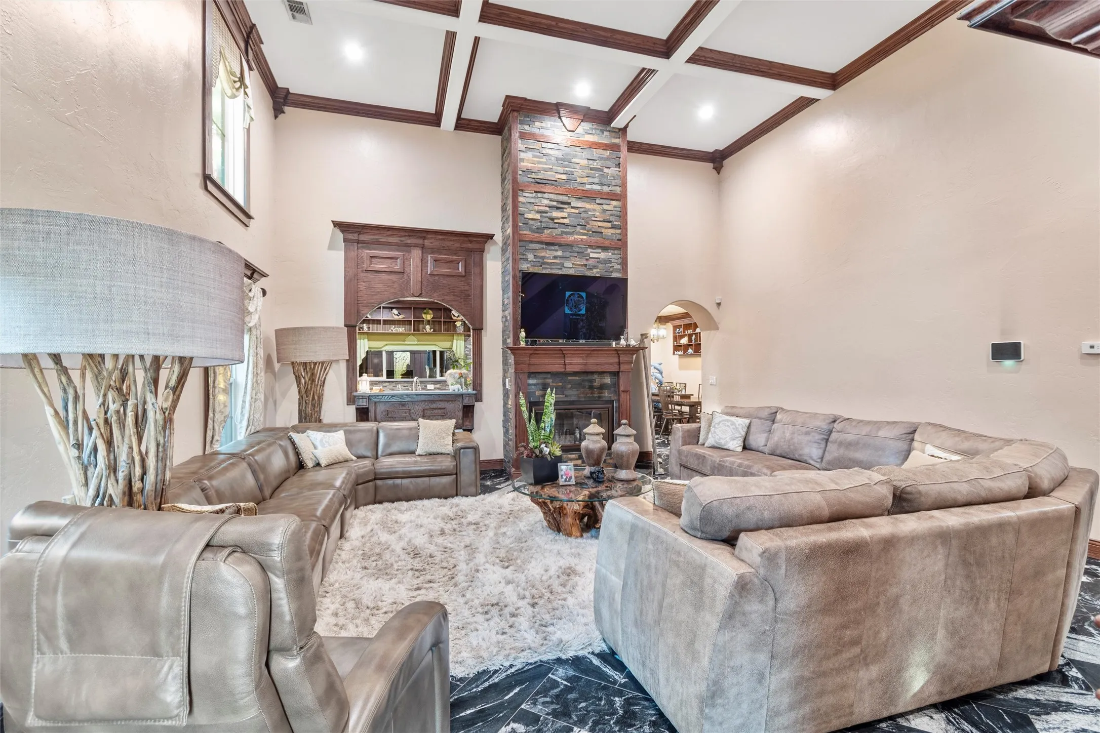 Single Family Residence For Sale in Tarrant County , 1006 Manning Street, Grand Prairie, Texas 75051, 5 Bedroom, 3 Bathroom, 2 Garage spaces, 2,863 Sqft, built in 2017, Preowned, mls#21180068, Real Estate Agent in Grand Prairie, Homes For Sale in Tarrant county, Homes For Sale in Grand Prairie, Realtor in Grand Prairie Texas, Real Estate Brokerage Independent Realty Texas, Luminita Cordes Realtor