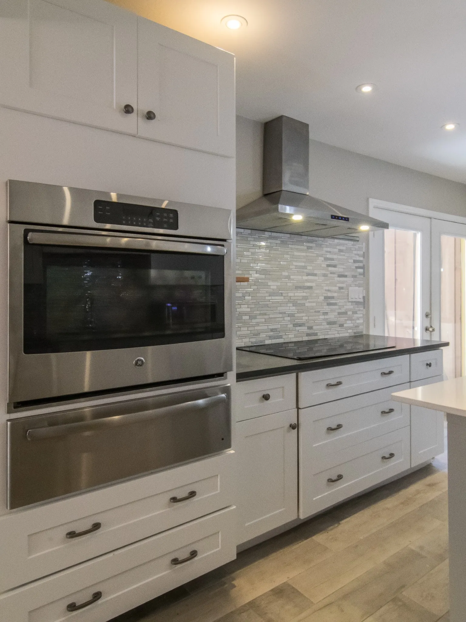 Single Family Residence For Rent in Dallas County , 3142 Royal Gable Drive, Dallas, Texas 75229, 3 Bedroom, 2 Bathroom, 1 Garage spaces, 1,229 Sqft, built in 1983, Preowned, mls#21180112, Real Estate Agent in Dallas, Homes For Rent in Dallas county, Homes For Rent in Dallas, Realtor in Dallas Texas, Real Estate Brokerage Independent Realty Texas, Luminita Cordes Realtor