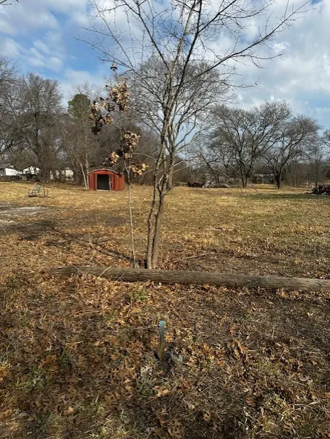 Improved Land For Sale in Grayson County , 312 E Ford Street, Bells, Texas 75414, 0, 0, Garage spaces, 0 Sqft, built in 0, Price $22,500, mls#21177941, Real Estate Agent in Bells, Homes For Sale in Grayson county, Homes For Sale in Bells, Realtor in Bells Texas, Real Estate Brokerage Independent Realty Texas, Luminita Cordes Realtor