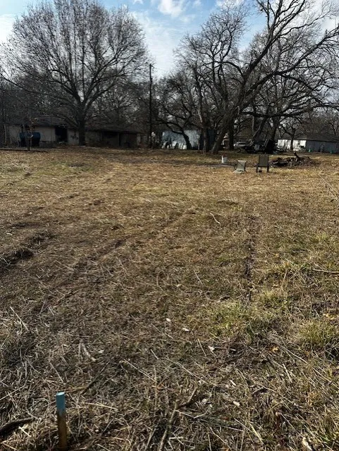 Improved Land For Sale in Grayson County , 320 E Ford Street, Bells, Texas 75414, 0, 0, Garage spaces, 0 Sqft, built in 0, Price $69,900, mls#21177957, Real Estate Agent in Bells, Homes For Sale in Grayson county, Homes For Sale in Bells, Realtor in Bells Texas, Real Estate Brokerage Independent Realty Texas, Luminita Cordes Realtor