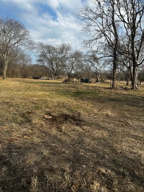 Improved Land For Sale in Grayson County , 320 E Ford Street, Bells, Texas 75414, 0, 0, Garage spaces, 0 Sqft, built in 0, Price $69,900, mls#21177957, Real Estate Agent in Bells, Homes For Sale in Grayson county, Homes For Sale in Bells, Realtor in Bells Texas, Real Estate Brokerage Independent Realty Texas, Luminita Cordes Realtor