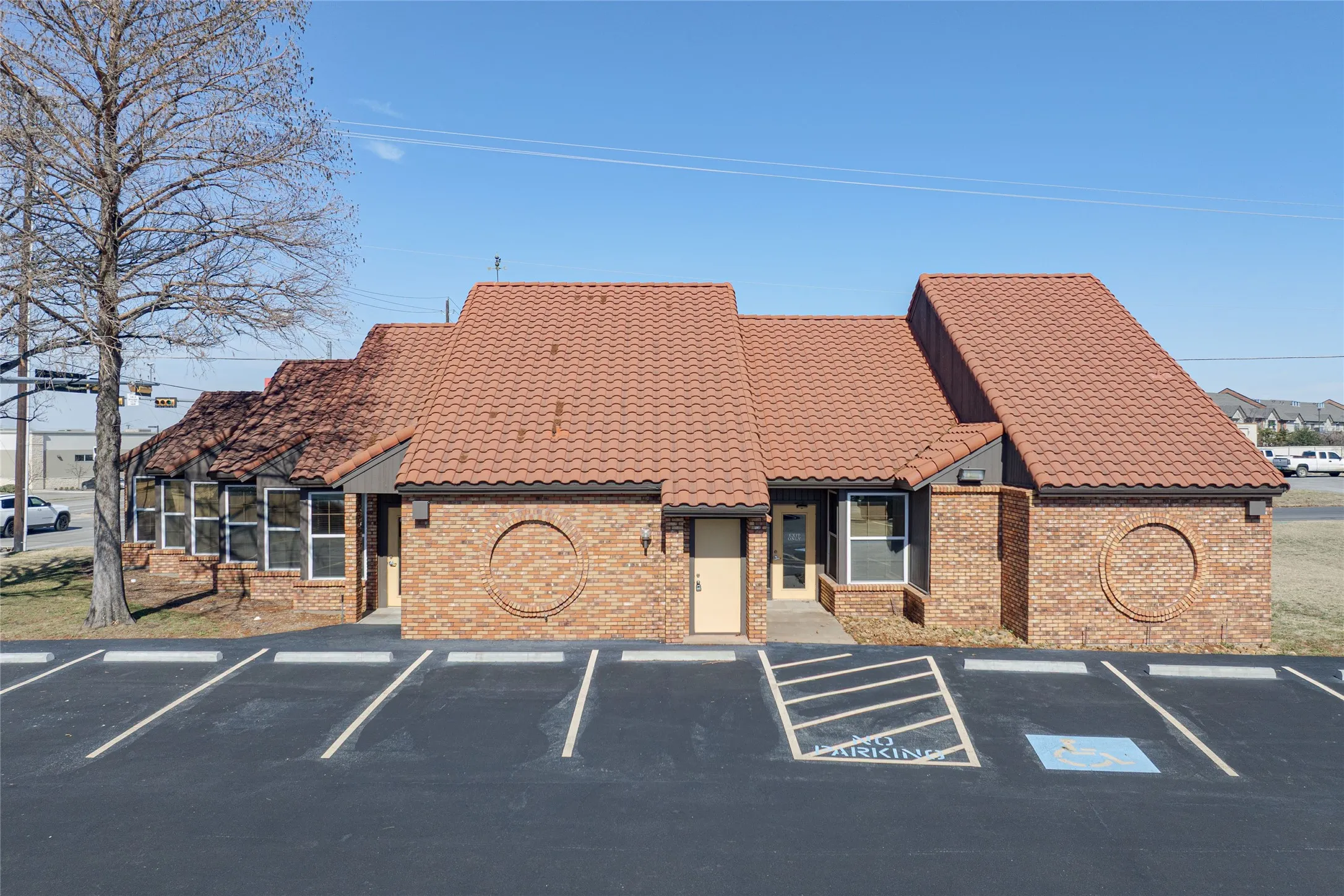 Office For Sale in Grayson County , 3415 N Loy Lake Road, Sherman, Texas 75090, 0, 0, Garage spaces, 0 Sqft, built in 1984, Preowned, Price $830,000, mls#21175449, Real Estate Agent in Sherman, Homes For Sale in Grayson county, Homes For Sale in Sherman, Realtor in Sherman Texas, Real Estate Brokerage Independent Realty Texas, Luminita Cordes Realtor