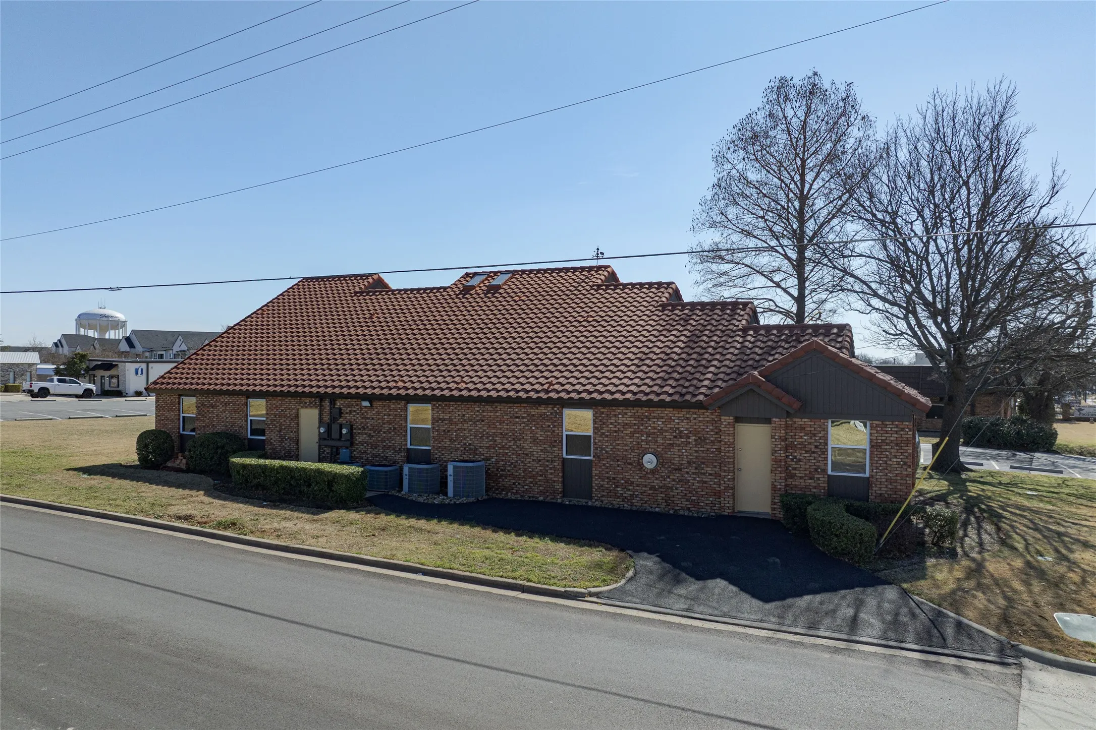Office For Sale in Grayson County , 3415 N Loy Lake Road, Sherman, Texas 75090, 0, 0, Garage spaces, 0 Sqft, built in 1984, Preowned, Price $830,000, mls#21175449, Real Estate Agent in Sherman, Homes For Sale in Grayson county, Homes For Sale in Sherman, Realtor in Sherman Texas, Real Estate Brokerage Independent Realty Texas, Luminita Cordes Realtor