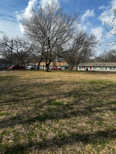 Improved Land For Sale in Grayson County , 000 S Jernigan Street, Bells, Texas 75414, 0, 0, Garage spaces, 0 Sqft, built in 0, Price $54,000, mls#21177971, Real Estate Agent in Bells, Homes For Sale in Grayson county, Homes For Sale in Bells, Realtor in Bells Texas, Real Estate Brokerage Independent Realty Texas, Luminita Cordes Realtor