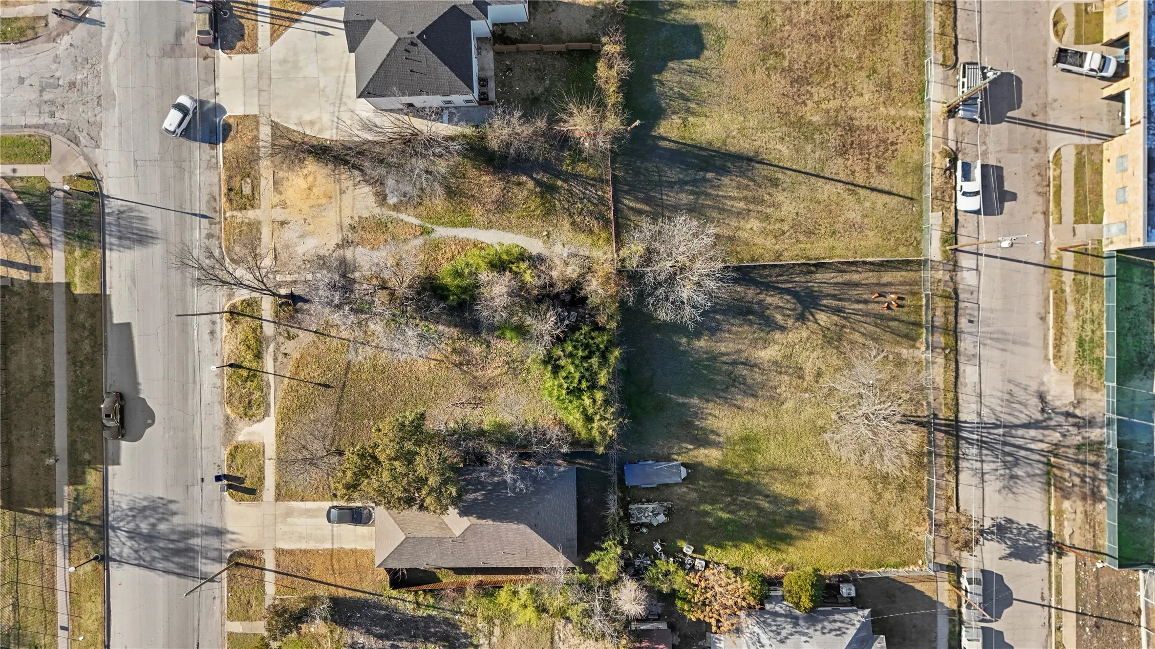 Unimproved Land For Sale in Dallas County , 2804 Meadow Street, Dallas, Texas 75215, 0, 0, Garage spaces, 0 Sqft, built in 0, mls#21180228, Real Estate Agent in Dallas, Homes For Sale in Dallas county, Homes For Sale in Dallas, Realtor in Dallas Texas, Real Estate Brokerage Independent Realty Texas, Luminita Cordes Realtor