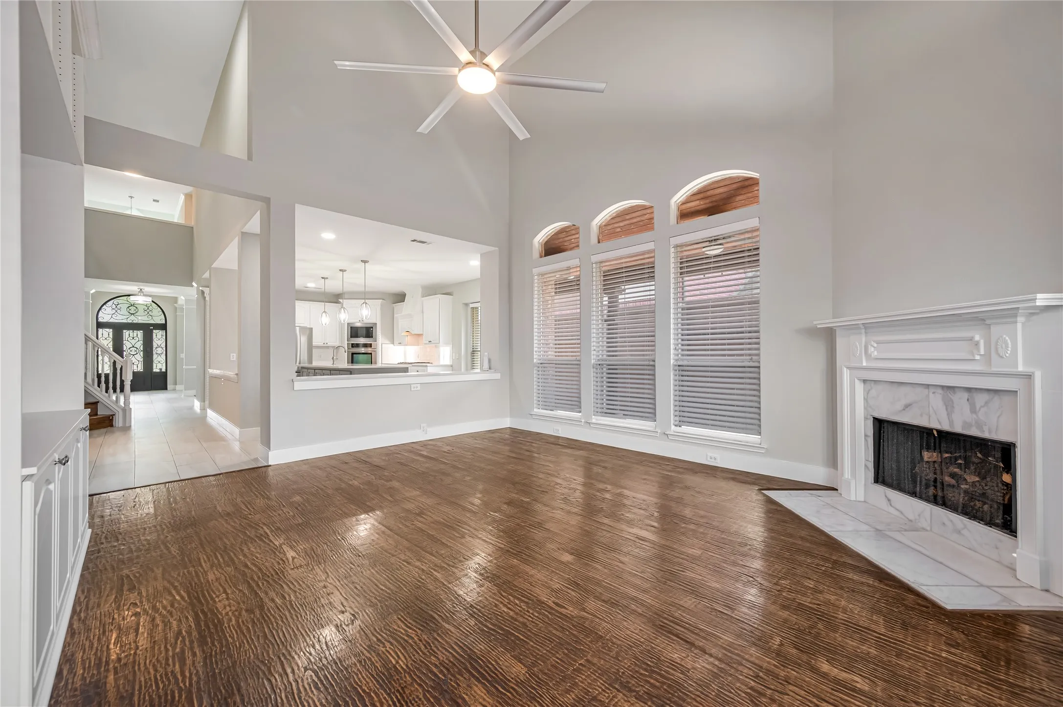 Single Family Residence For Sale in Denton County , 11261 Tenison Lane, Frisco, Texas 75033, 4 Bedroom, 4 Bathroom, 2 Garage spaces, 3,303 Sqft, built in 2001, Preowned, mls#21179801, Real Estate Agent in Frisco, Homes For Sale in Denton county, Homes For Sale in Frisco, Realtor in Frisco Texas, Real Estate Brokerage Independent Realty Texas, Luminita Cordes Realtor
