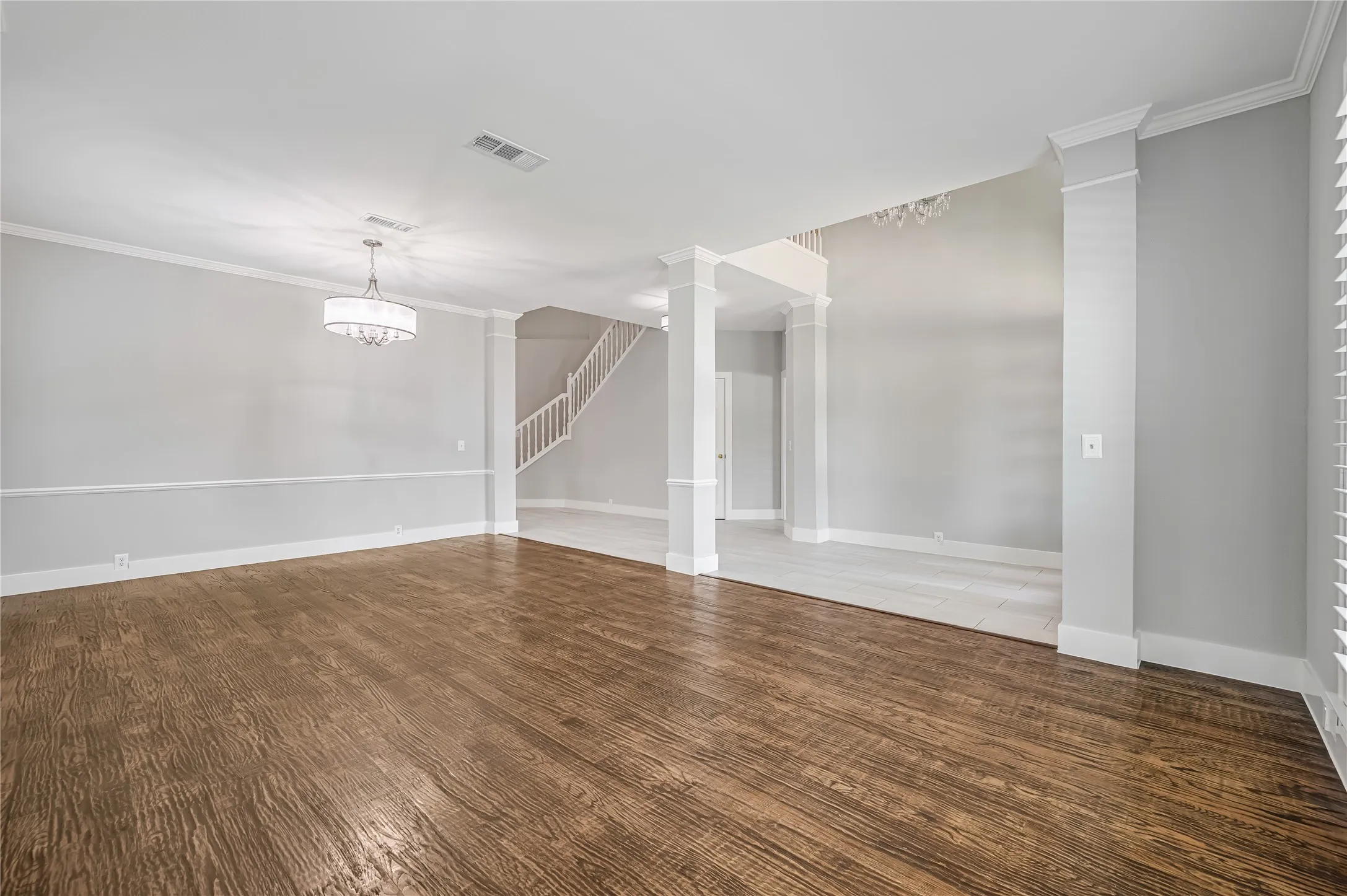 Single Family Residence For Sale in Denton County , 11261 Tenison Lane, Frisco, Texas 75033, 4 Bedroom, 4 Bathroom, 2 Garage spaces, 3,303 Sqft, built in 2001, Preowned, mls#21179801, Real Estate Agent in Frisco, Homes For Sale in Denton county, Homes For Sale in Frisco, Realtor in Frisco Texas, Real Estate Brokerage Independent Realty Texas, Luminita Cordes Realtor