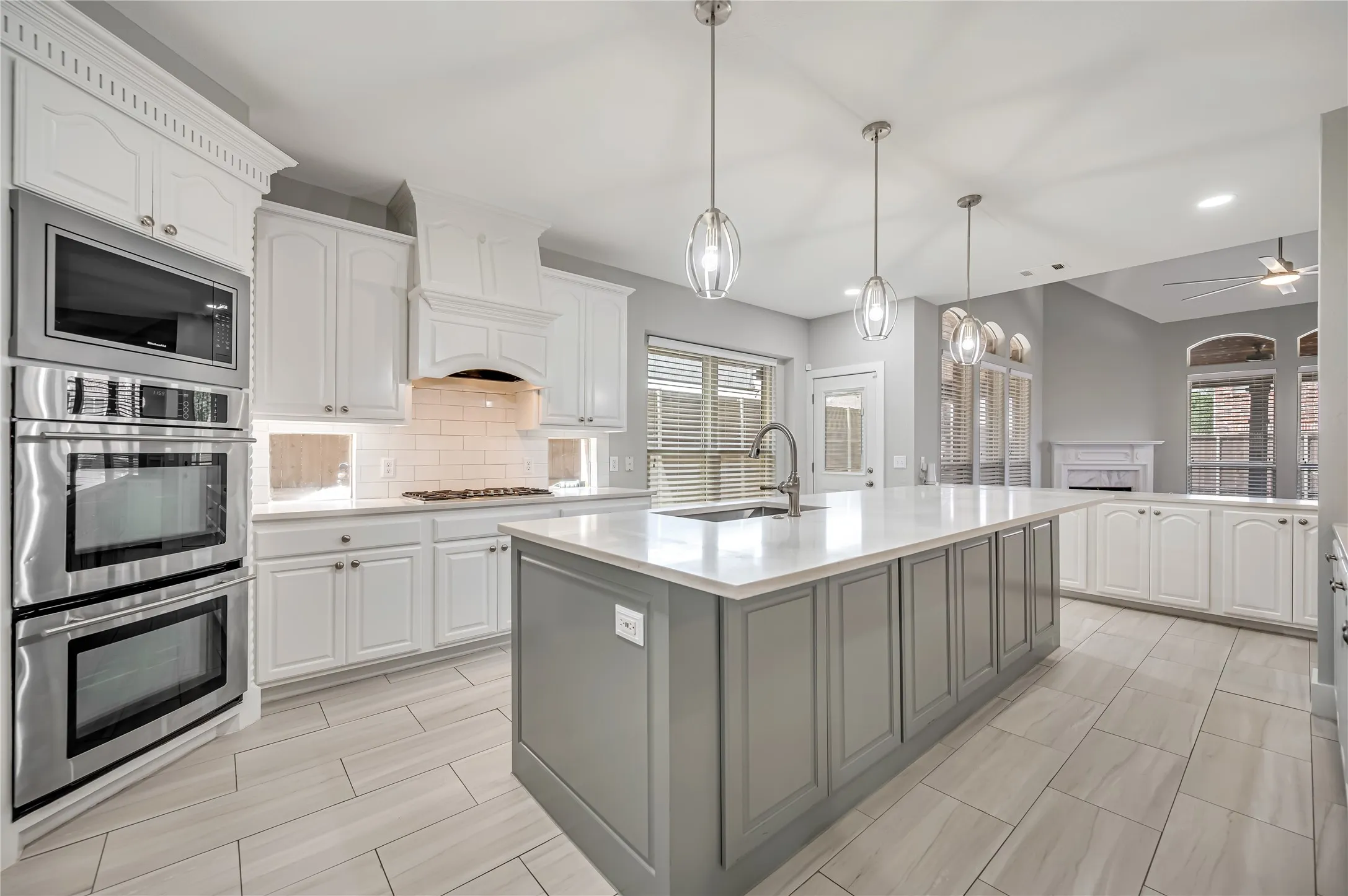 Single Family Residence For Sale in Denton County , 11261 Tenison Lane, Frisco, Texas 75033, 4 Bedroom, 4 Bathroom, 2 Garage spaces, 3,303 Sqft, built in 2001, Preowned, mls#21179801, Real Estate Agent in Frisco, Homes For Sale in Denton county, Homes For Sale in Frisco, Realtor in Frisco Texas, Real Estate Brokerage Independent Realty Texas, Luminita Cordes Realtor