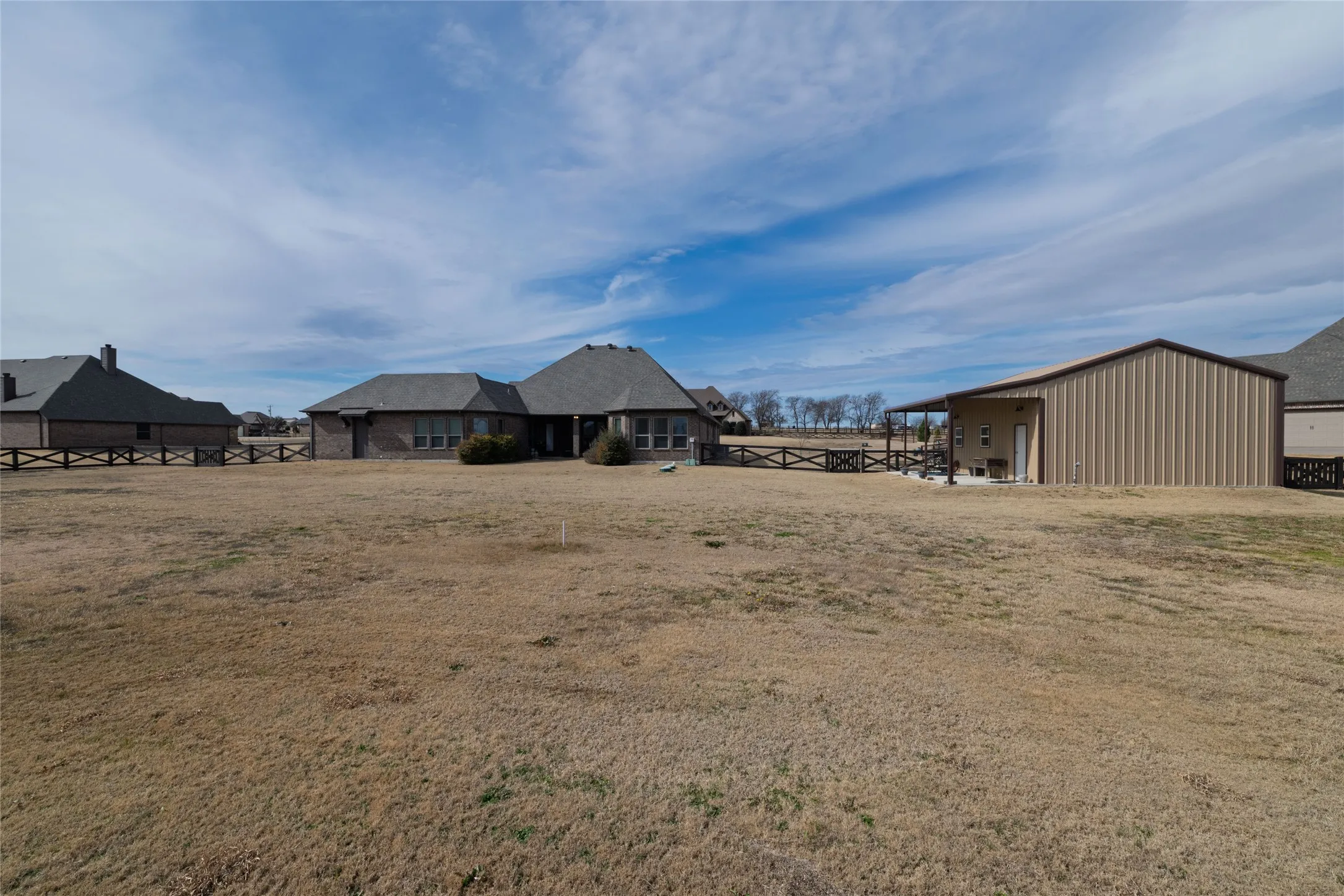 Single Family Residence For Sale in Denton County , 9111 Iron Mountain Trail, Justin, Texas 76247, 4 Bedroom, 3 Bathroom, 3 Garage spaces, 3,215 Sqft, built in 2017, Preowned, mls#21180323, Real Estate Agent in Justin, Homes For Sale in Denton county, Homes For Sale in Justin, Realtor in Justin Texas, Real Estate Brokerage Independent Realty Texas, Luminita Cordes Realtor