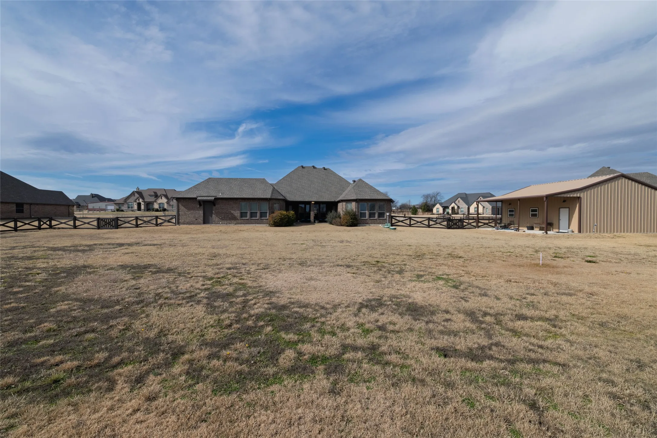 Single Family Residence For Sale in Denton County , 9111 Iron Mountain Trail, Justin, Texas 76247, 4 Bedroom, 3 Bathroom, 3 Garage spaces, 3,215 Sqft, built in 2017, Preowned, mls#21180323, Real Estate Agent in Justin, Homes For Sale in Denton county, Homes For Sale in Justin, Realtor in Justin Texas, Real Estate Brokerage Independent Realty Texas, Luminita Cordes Realtor