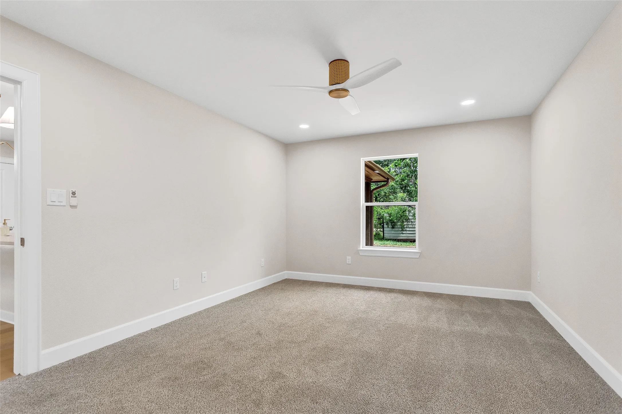 Single Family Residence For Sale in Smith County , 113 W Magnolia Street, Troup, Texas 75789, 3 Bedroom, 2 Bathroom, Garage spaces, 1,360 Sqft, built in 2025, Price $239,900, mls#21180343, Real Estate Agent in Troup, Homes For Sale in Smith county, Homes For Sale in Troup, Realtor in Troup Texas, Real Estate Brokerage Independent Realty Texas, Luminita Cordes Realtor