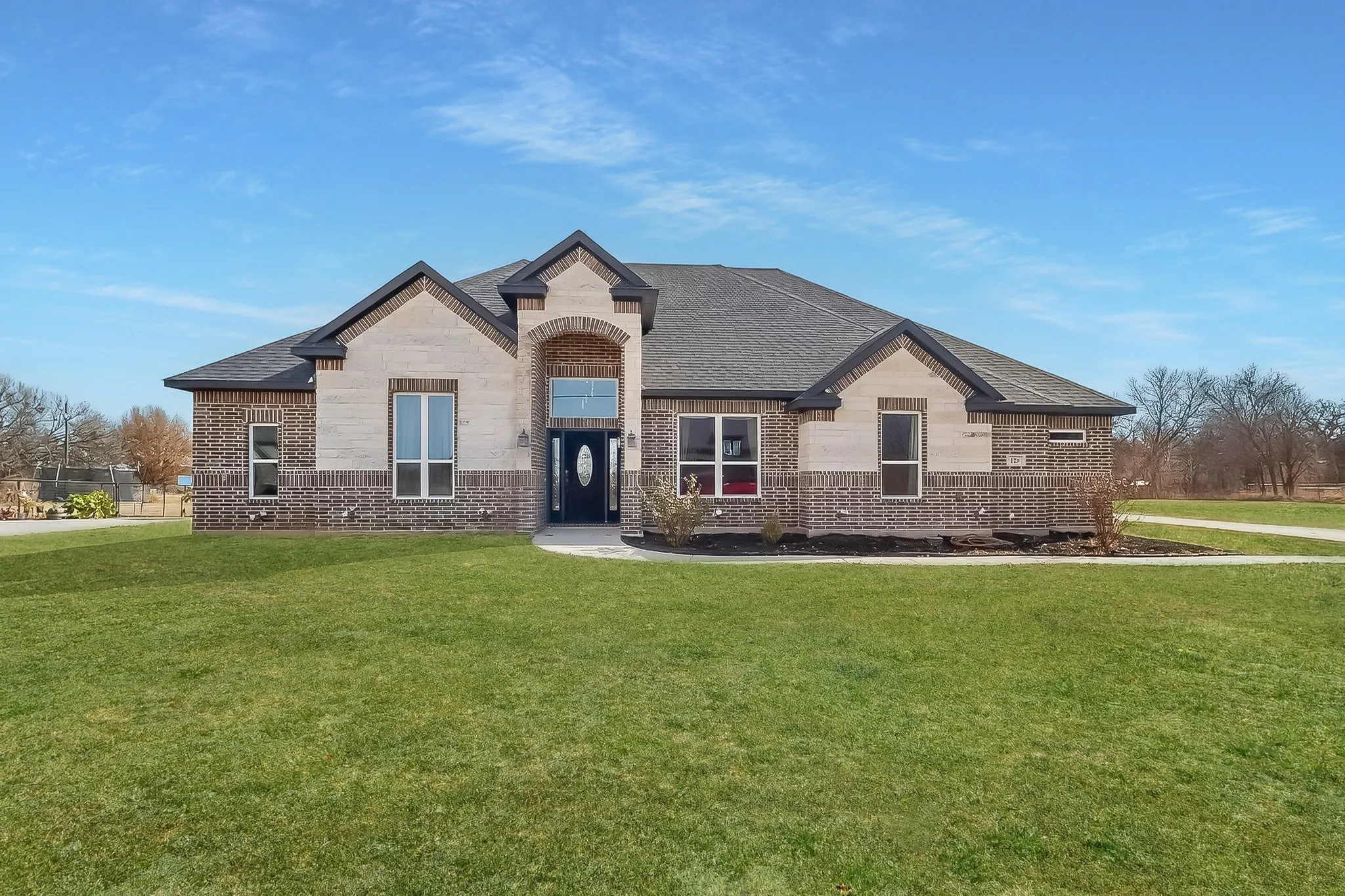 Single Family Residence For Sale in Parker County , 129 Altom Road, Springtown, Texas 76082, 4 Bedroom, 3 Bathroom, 2 Garage spaces, 2,518 Sqft, built in 2022, mls#21178217, Real Estate Agent in Springtown, Homes For Sale in Parker county, Homes For Sale in Springtown, Realtor in Springtown Texas, Real Estate Brokerage Independent Realty Texas, Luminita Cordes Realtor