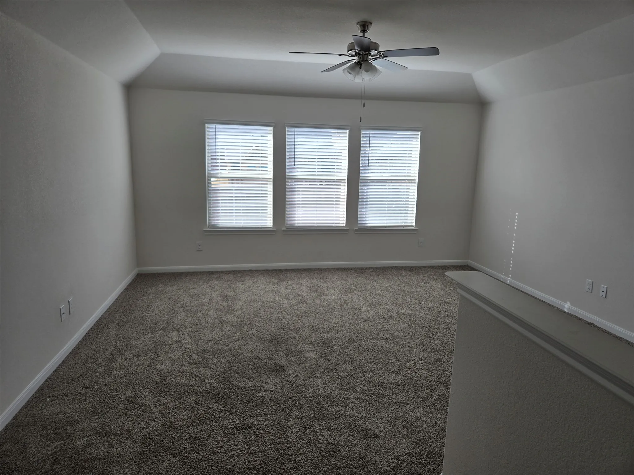 Single Family Residence For Sale in Grayson County , 3912 Nature Court, Denison, Texas 75020, 3 Bedroom, 3 Bathroom, 2 Garage spaces, 1,883 Sqft, built in 2022, mls#21179268, Real Estate Agent in Denison, Homes For Sale in Grayson county, Homes For Sale in Denison, Realtor in Denison Texas, Real Estate Brokerage Independent Realty Texas, Luminita Cordes Realtor