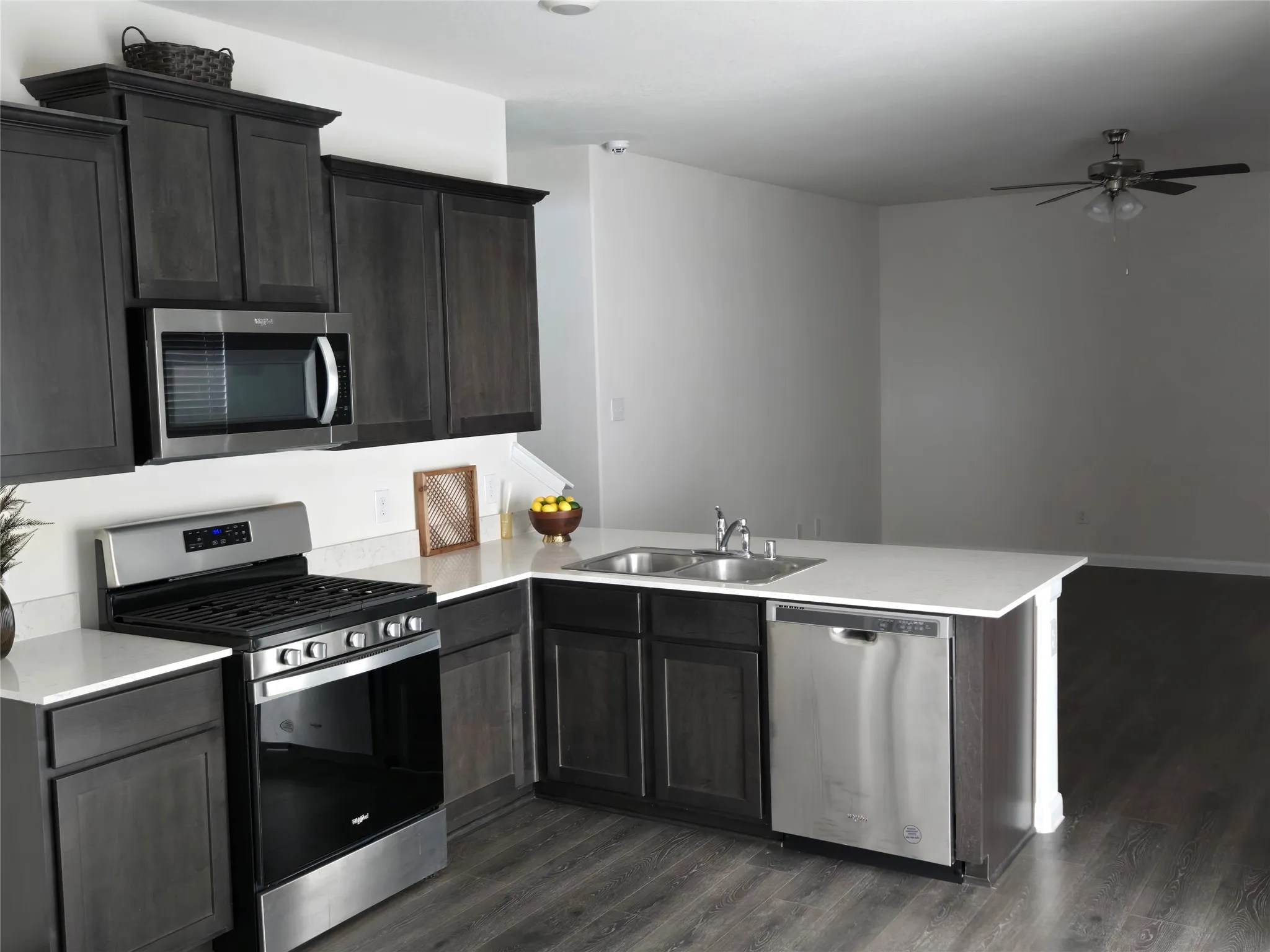Single Family Residence For Sale in Grayson County , 3912 Nature Court, Denison, Texas 75020, 3 Bedroom, 3 Bathroom, 2 Garage spaces, 1,883 Sqft, built in 2022, mls#21179268, Real Estate Agent in Denison, Homes For Sale in Grayson county, Homes For Sale in Denison, Realtor in Denison Texas, Real Estate Brokerage Independent Realty Texas, Luminita Cordes Realtor