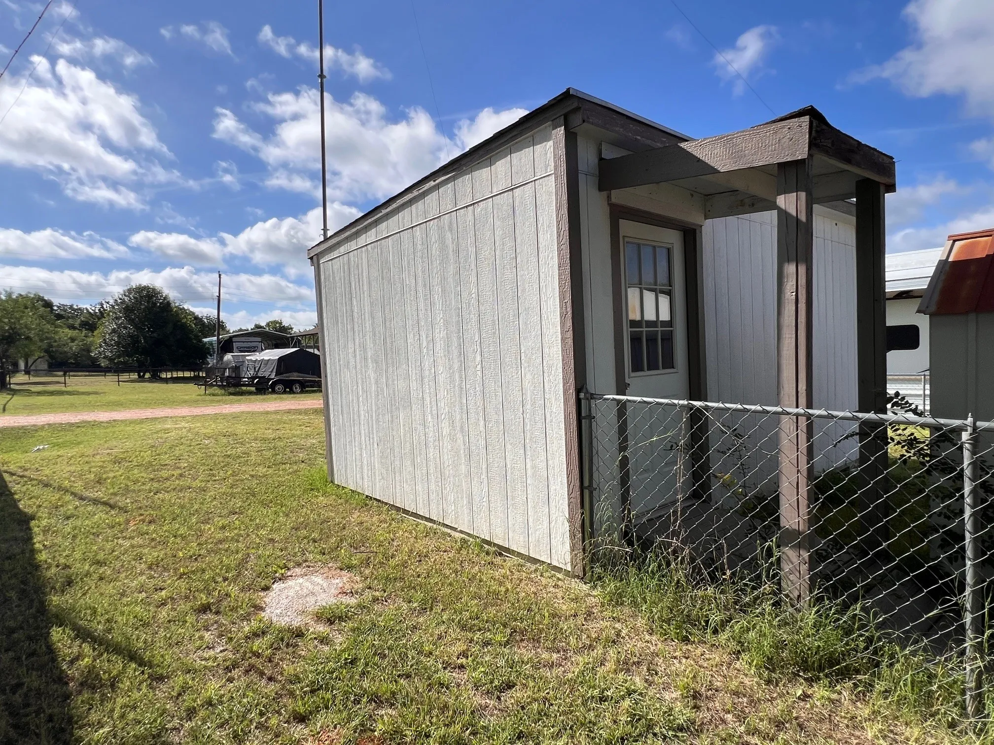 Single Family Residence For Sale in Comanche County , 242 Treasure Beach, Comanche, Texas 76442, 1 Bedroom, 1 Bathroom, Garage spaces, 681 Sqft, built in 2012, mls#21180400, Real Estate Agent in Comanche, Homes For Sale in Comanche county, Homes For Sale in Comanche, Realtor in Comanche Texas, Real Estate Brokerage Independent Realty Texas, Luminita Cordes Realtor