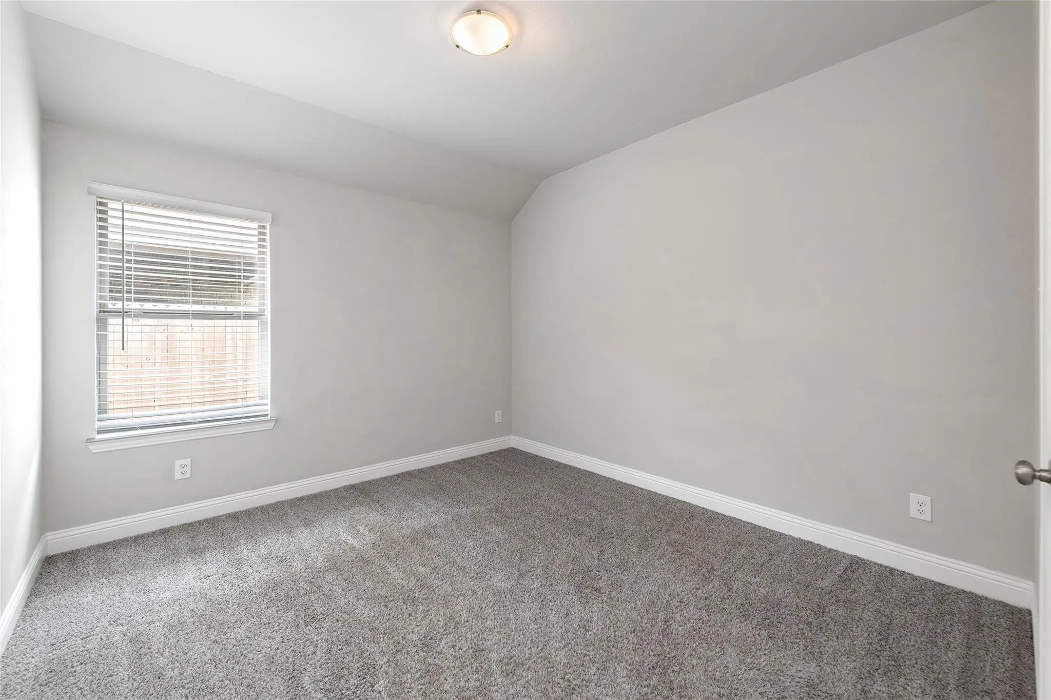 Single Family Residence For Sale in Kaufman County , 4142 Perch Drive, Forney, Texas 75126, 4 Bedroom, 2 Bathroom, 2 Garage spaces, 1,971 Sqft, built in 2021, mls#21180418, Real Estate Agent in Forney, Homes For Sale in Kaufman county, Homes For Sale in Forney, Realtor in Forney Texas, Real Estate Brokerage Independent Realty Texas, Luminita Cordes Realtor