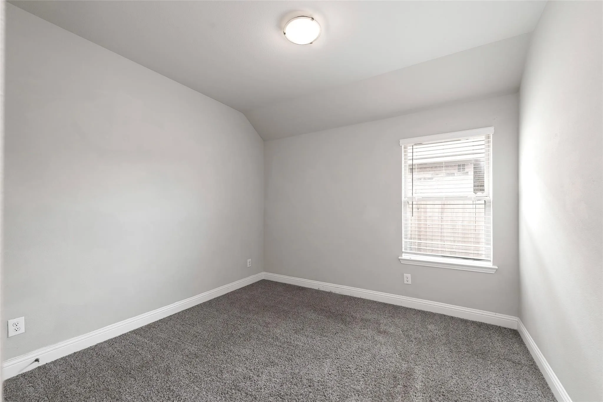 Single Family Residence For Sale in Kaufman County , 4142 Perch Drive, Forney, Texas 75126, 4 Bedroom, 2 Bathroom, 2 Garage spaces, 1,971 Sqft, built in 2021, mls#21180418, Real Estate Agent in Forney, Homes For Sale in Kaufman county, Homes For Sale in Forney, Realtor in Forney Texas, Real Estate Brokerage Independent Realty Texas, Luminita Cordes Realtor