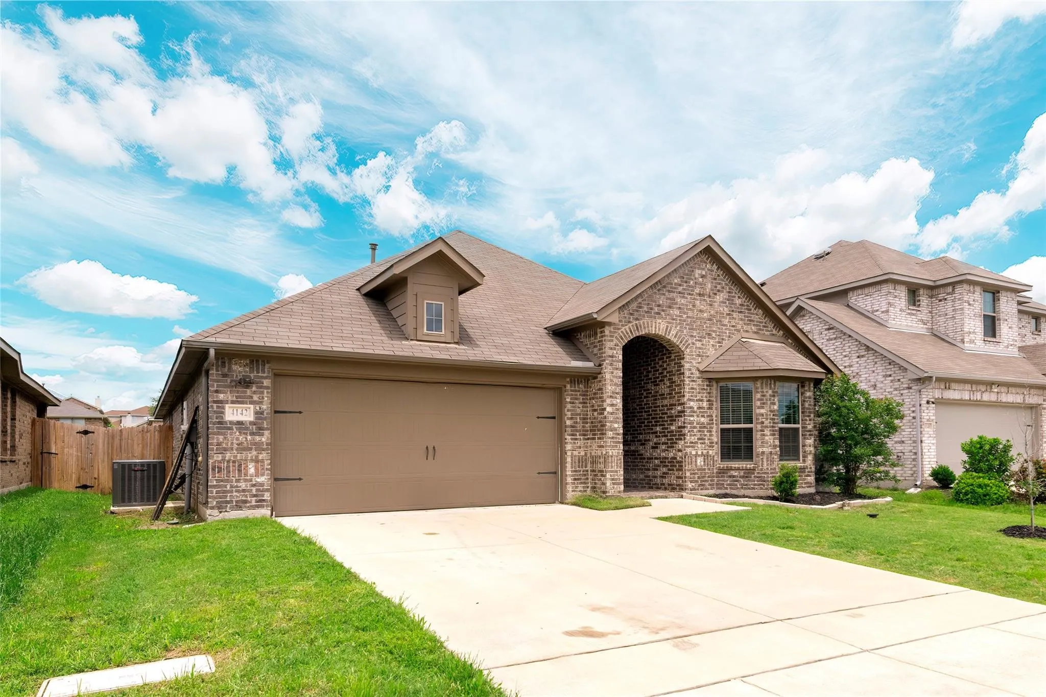 Single Family Residence For Sale in Kaufman County , 4142 Perch Drive, Forney, Texas 75126, 4 Bedroom, 2 Bathroom, 2 Garage spaces, 1,971 Sqft, built in 2021, mls#21180418, Real Estate Agent in Forney, Homes For Sale in Kaufman county, Homes For Sale in Forney, Realtor in Forney Texas, Real Estate Brokerage Independent Realty Texas, Luminita Cordes Realtor