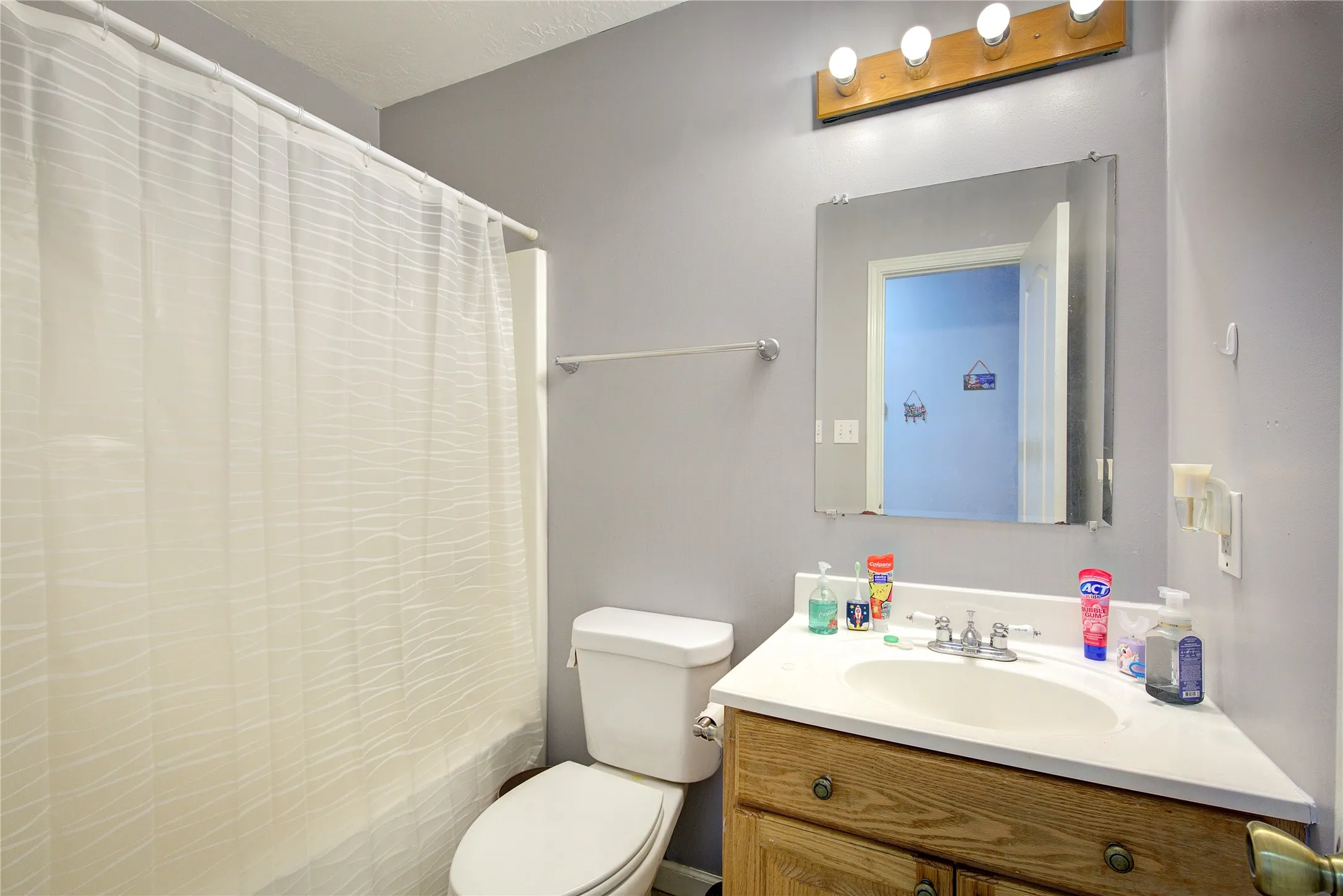Duplex For Sale in Wood County , 671 & 673 County Road 4116, Quitman, Texas 75783, 6 Bedroom, 4 Bathroom, 2 Garage spaces, 0 Sqft, built in 2003, Preowned, mls#21180085, Real Estate Agent in Quitman, Homes For Sale in Wood county, Homes For Sale in Quitman, Realtor in Quitman Texas, Real Estate Brokerage Independent Realty Texas, Luminita Cordes Realtor