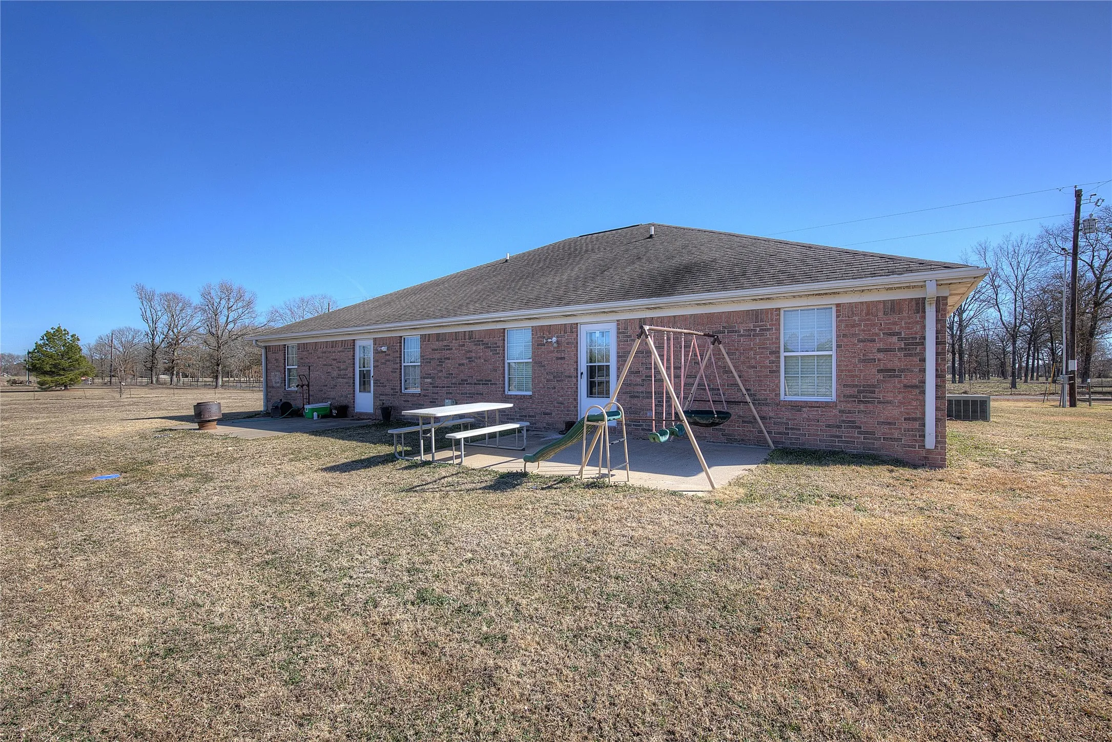 Duplex For Sale in Wood County , 671 & 673 County Road 4116, Quitman, Texas 75783, 6 Bedroom, 4 Bathroom, 2 Garage spaces, 0 Sqft, built in 2003, Preowned, mls#21180085, Real Estate Agent in Quitman, Homes For Sale in Wood county, Homes For Sale in Quitman, Realtor in Quitman Texas, Real Estate Brokerage Independent Realty Texas, Luminita Cordes Realtor