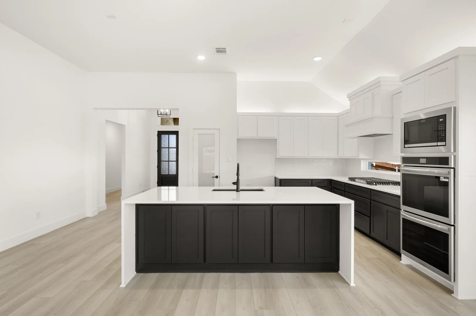 Single Family Residence For Sale in Ellis County , 1842 Briarwood Way, Midlothian, Texas 76065, 5 Bedroom, 4 Bathroom, 2 Garage spaces, 3,104 Sqft, built in 2026, New Construction - Complete, mls#21180431, Real Estate Agent in Midlothian, Homes For Sale in Ellis county, Homes For Sale in Midlothian, Realtor in Midlothian Texas, Real Estate Brokerage Independent Realty Texas, Luminita Cordes Realtor