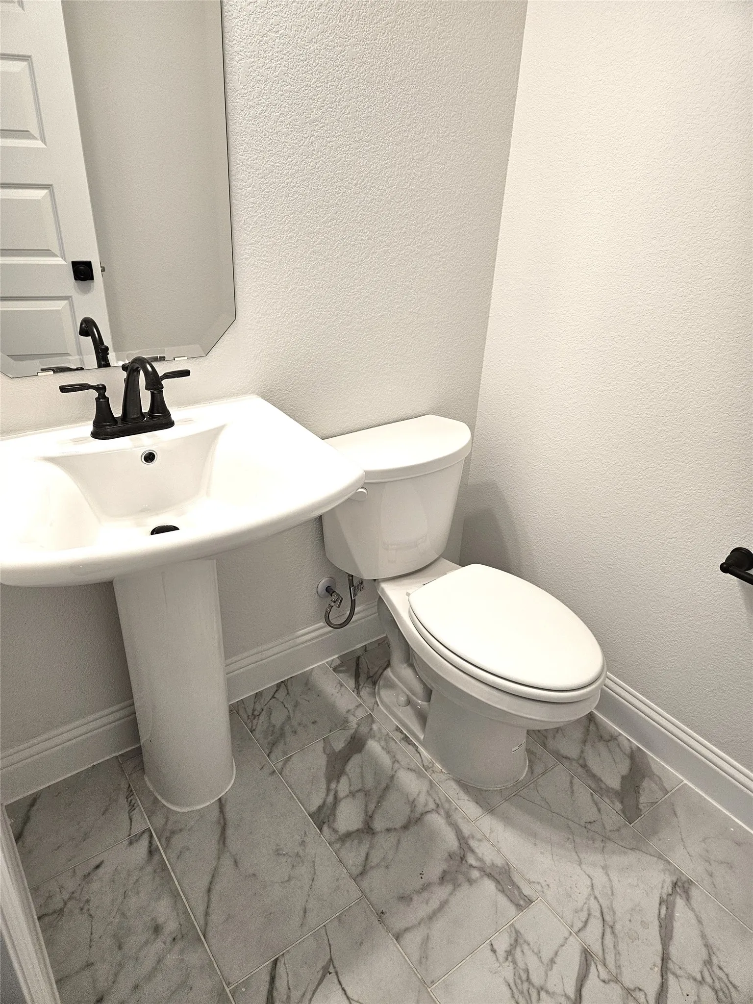 Single Family Residence For Sale in Grayson County , 385 Willie's Court, Whitesboro, Texas 76273, 6 Bedroom, 4 Bathroom, 5 Garage spaces, 4,391 Sqft, built in 2026, New Construction - Complete, mls#21180438, Real Estate Agent in Whitesboro, Homes For Sale in Grayson county, Homes For Sale in Whitesboro, Realtor in Whitesboro Texas, Real Estate Brokerage Independent Realty Texas, Luminita Cordes Realtor