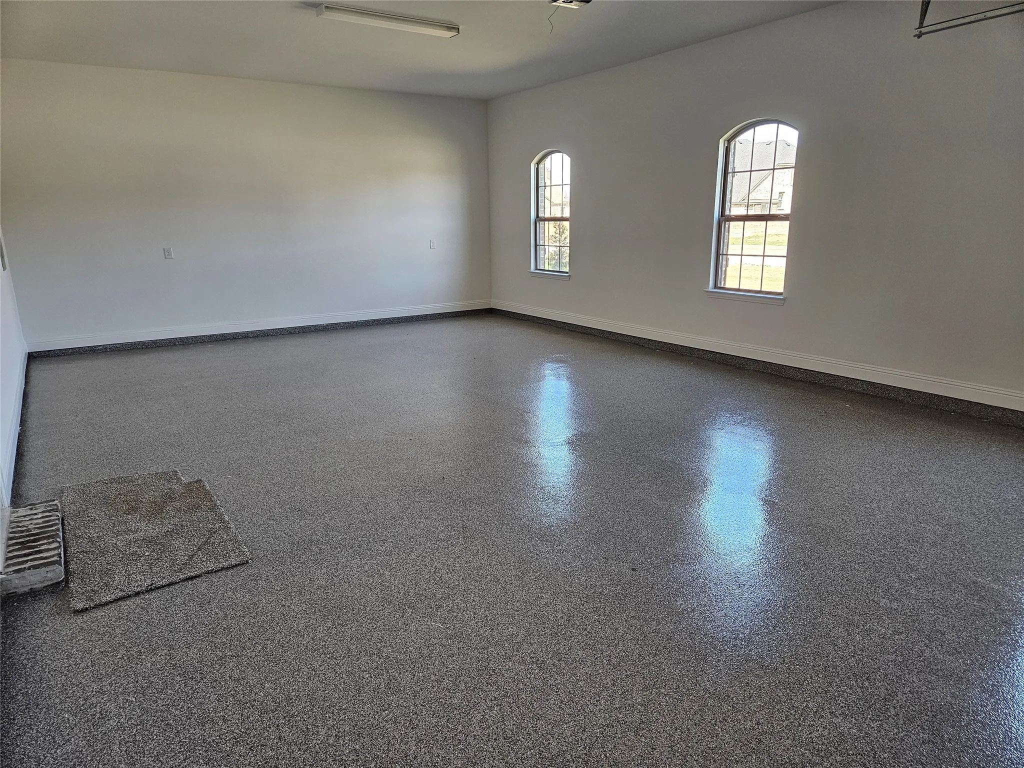 Single Family Residence For Sale in Grayson County , 385 Willie's Court, Whitesboro, Texas 76273, 6 Bedroom, 4 Bathroom, 5 Garage spaces, 4,391 Sqft, built in 2026, New Construction - Complete, mls#21180438, Real Estate Agent in Whitesboro, Homes For Sale in Grayson county, Homes For Sale in Whitesboro, Realtor in Whitesboro Texas, Real Estate Brokerage Independent Realty Texas, Luminita Cordes Realtor