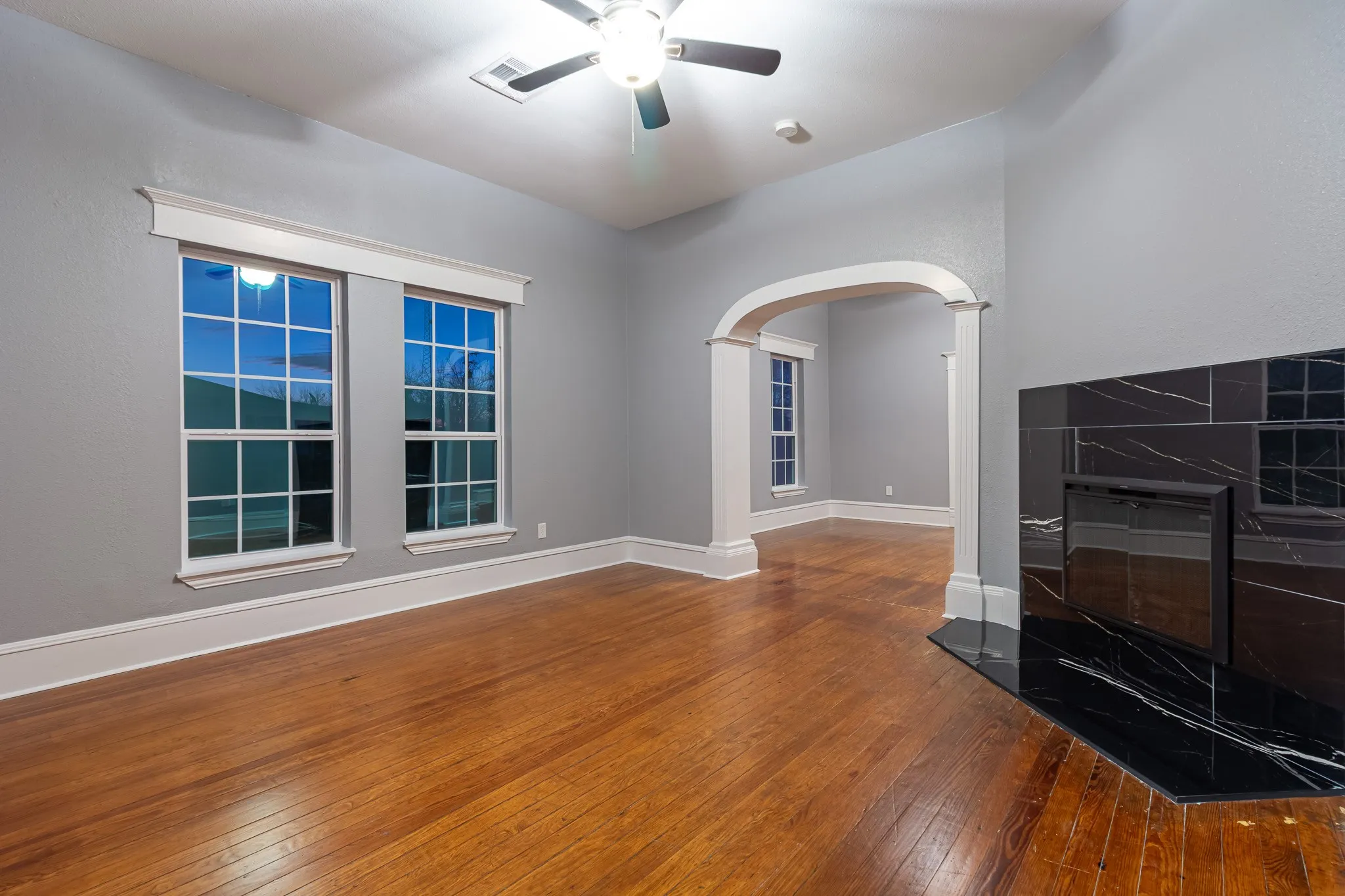 Single Family Residence For Sale in Navarro County , 324 E Pace Street, Frost, Texas 76641, 3 Bedroom, 2 Bathroom, Garage spaces, 1,400 Sqft, built in 1920, mls#21180458, Real Estate Agent in Frost, Homes For Sale in Navarro county, Homes For Sale in Frost, Realtor in Frost Texas, Real Estate Brokerage Independent Realty Texas, Luminita Cordes Realtor