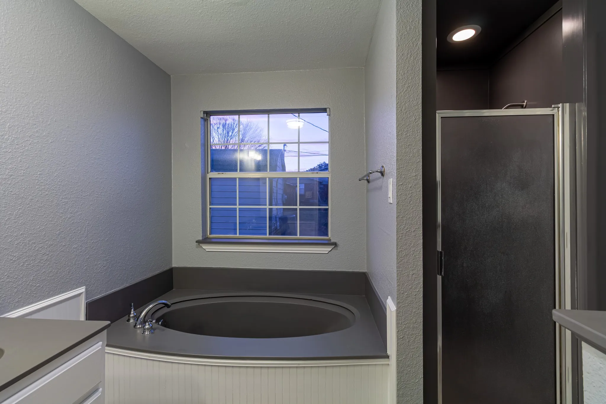 Single Family Residence For Sale in Navarro County , 324 E Pace Street, Frost, Texas 76641, 3 Bedroom, 2 Bathroom, Garage spaces, 1,400 Sqft, built in 1920, mls#21180458, Real Estate Agent in Frost, Homes For Sale in Navarro county, Homes For Sale in Frost, Realtor in Frost Texas, Real Estate Brokerage Independent Realty Texas, Luminita Cordes Realtor