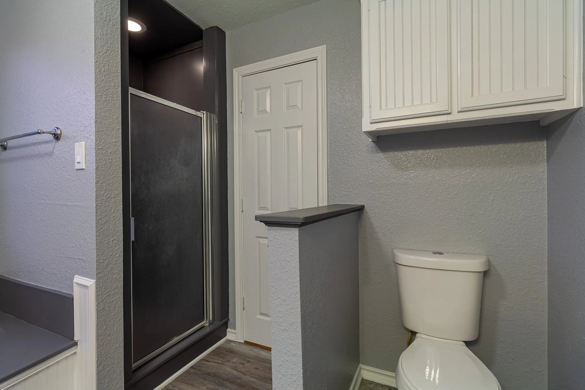 Single Family Residence For Sale in Navarro County , 324 E Pace Street, Frost, Texas 76641, 3 Bedroom, 2 Bathroom, Garage spaces, 1,400 Sqft, built in 1920, mls#21180458, Real Estate Agent in Frost, Homes For Sale in Navarro county, Homes For Sale in Frost, Realtor in Frost Texas, Real Estate Brokerage Independent Realty Texas, Luminita Cordes Realtor