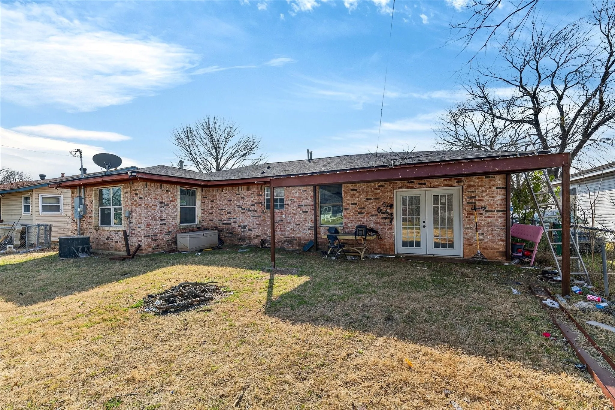 Single Family Residence For Sale in Mc Lennan County , 1115 Fisher Street, Bellmead, Texas 76705, 3 Bedroom, 1 Bathroom, Garage spaces, 1,535 Sqft, built in 1955, mls#21180483, Real Estate Agent in Bellmead, Homes For Sale in Mc Lennan county, Homes For Sale in Bellmead, Realtor in Bellmead Texas, Real Estate Brokerage Independent Realty Texas, Luminita Cordes Realtor