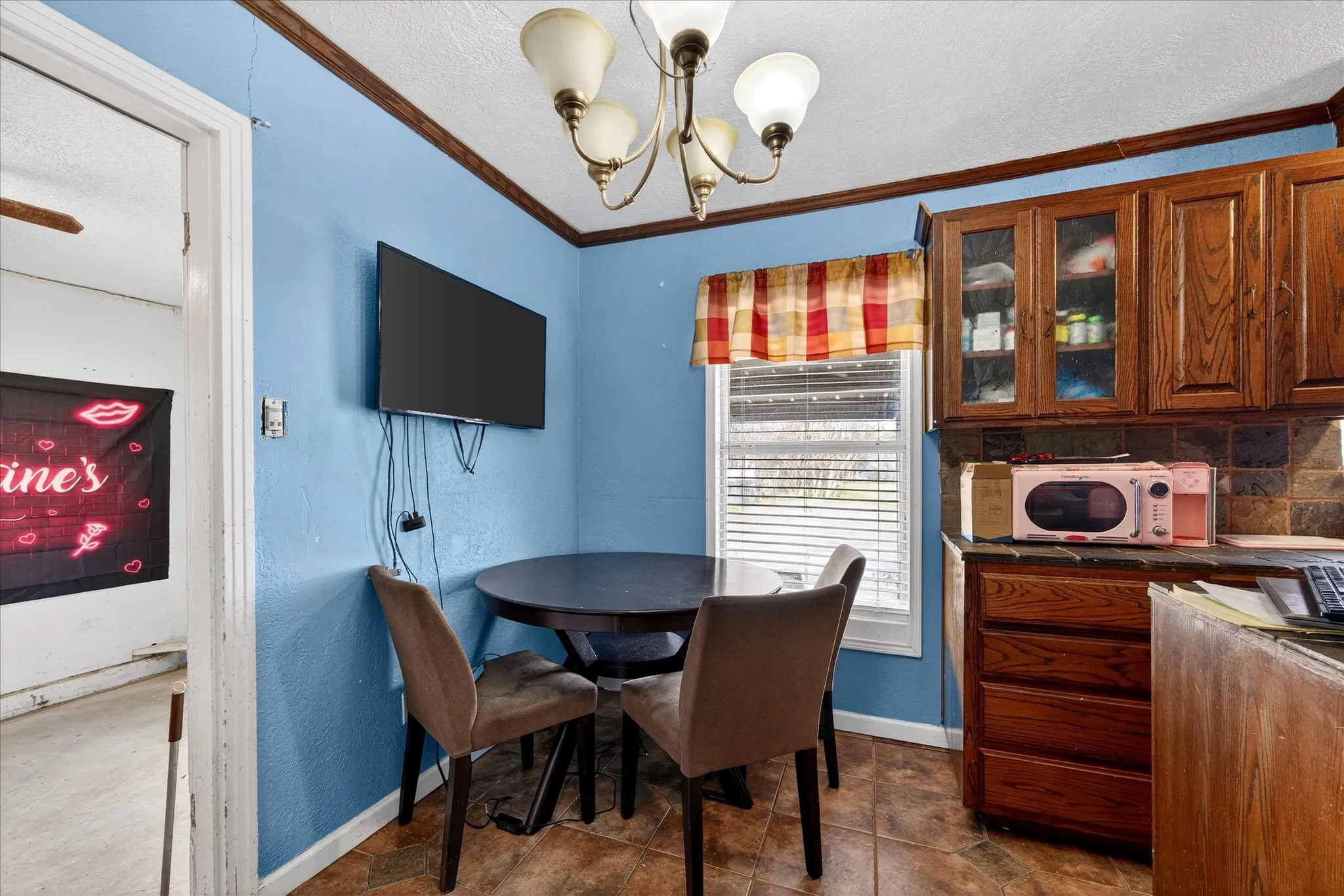 Single Family Residence For Sale in Mc Lennan County , 1115 Fisher Street, Bellmead, Texas 76705, 3 Bedroom, 1 Bathroom, Garage spaces, 1,535 Sqft, built in 1955, mls#21180483, Real Estate Agent in Bellmead, Homes For Sale in Mc Lennan county, Homes For Sale in Bellmead, Realtor in Bellmead Texas, Real Estate Brokerage Independent Realty Texas, Luminita Cordes Realtor