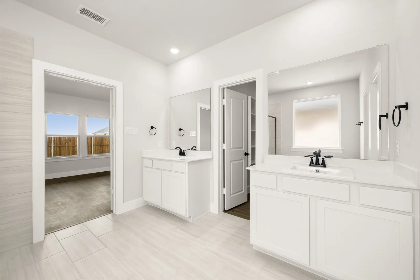 1724 Nesting Robin-Primary Suite-7077