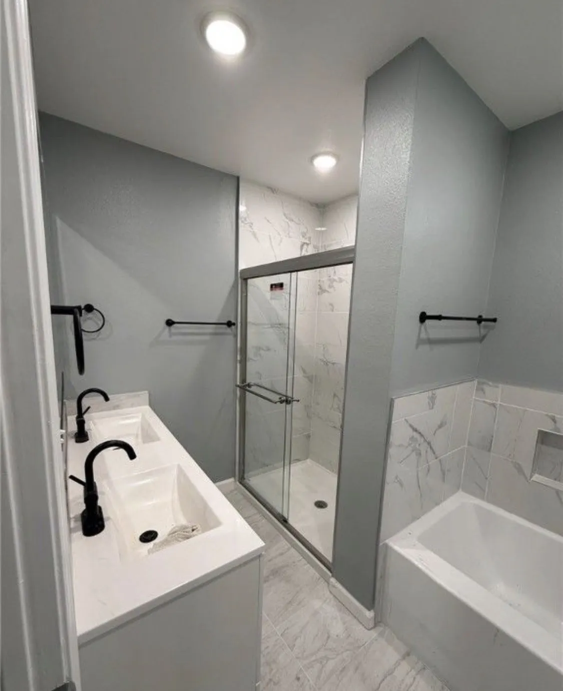 Single Family Residence For Rent in Bell County , 1300 N 2nd Street, Killeen, Texas 76541, 5 Bedroom, 3 Bathroom, 2 Garage spaces, 1,677 Sqft, built in 2024, mls#21180212, Real Estate Agent in Killeen, Homes For Rent in Bell county, Homes For Rent in Killeen, Realtor in Killeen Texas, Real Estate Brokerage Independent Realty Texas, Luminita Cordes Realtor