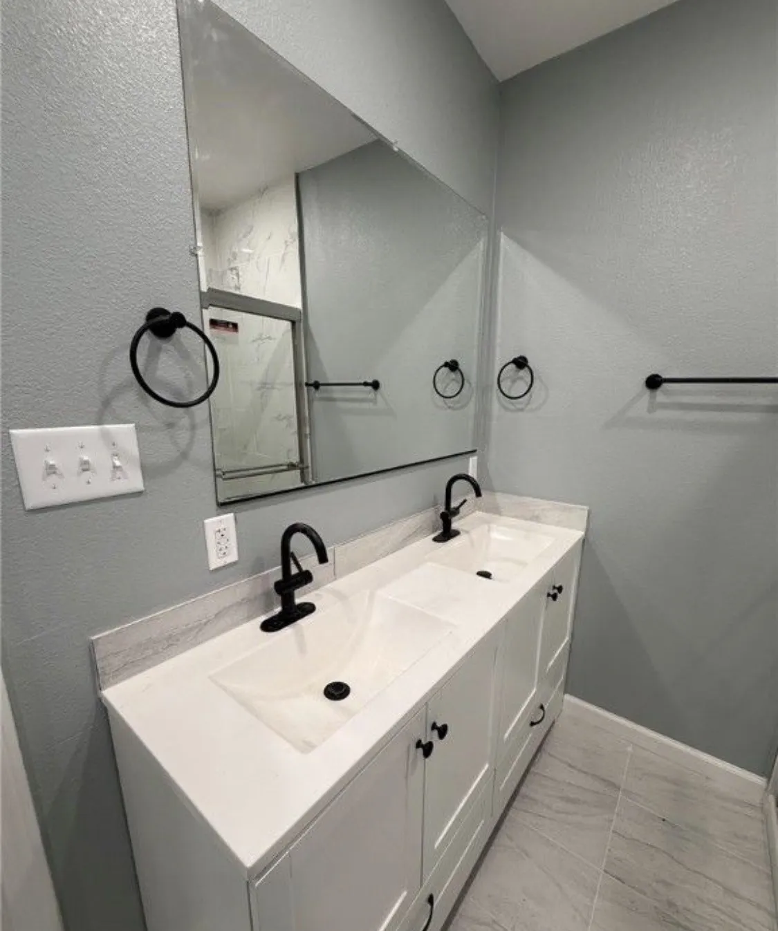 Single Family Residence For Sale in Bell County , 1300 N 2nd Street, Killeen, Texas 76541, 5 Bedroom, 3 Bathroom, 2 Garage spaces, 1,677 Sqft, built in 2024, mls#21180208, Real Estate Agent in Killeen, Homes For Sale in Bell county, Homes For Sale in Killeen, Realtor in Killeen Texas, Real Estate Brokerage Independent Realty Texas, Luminita Cordes Realtor