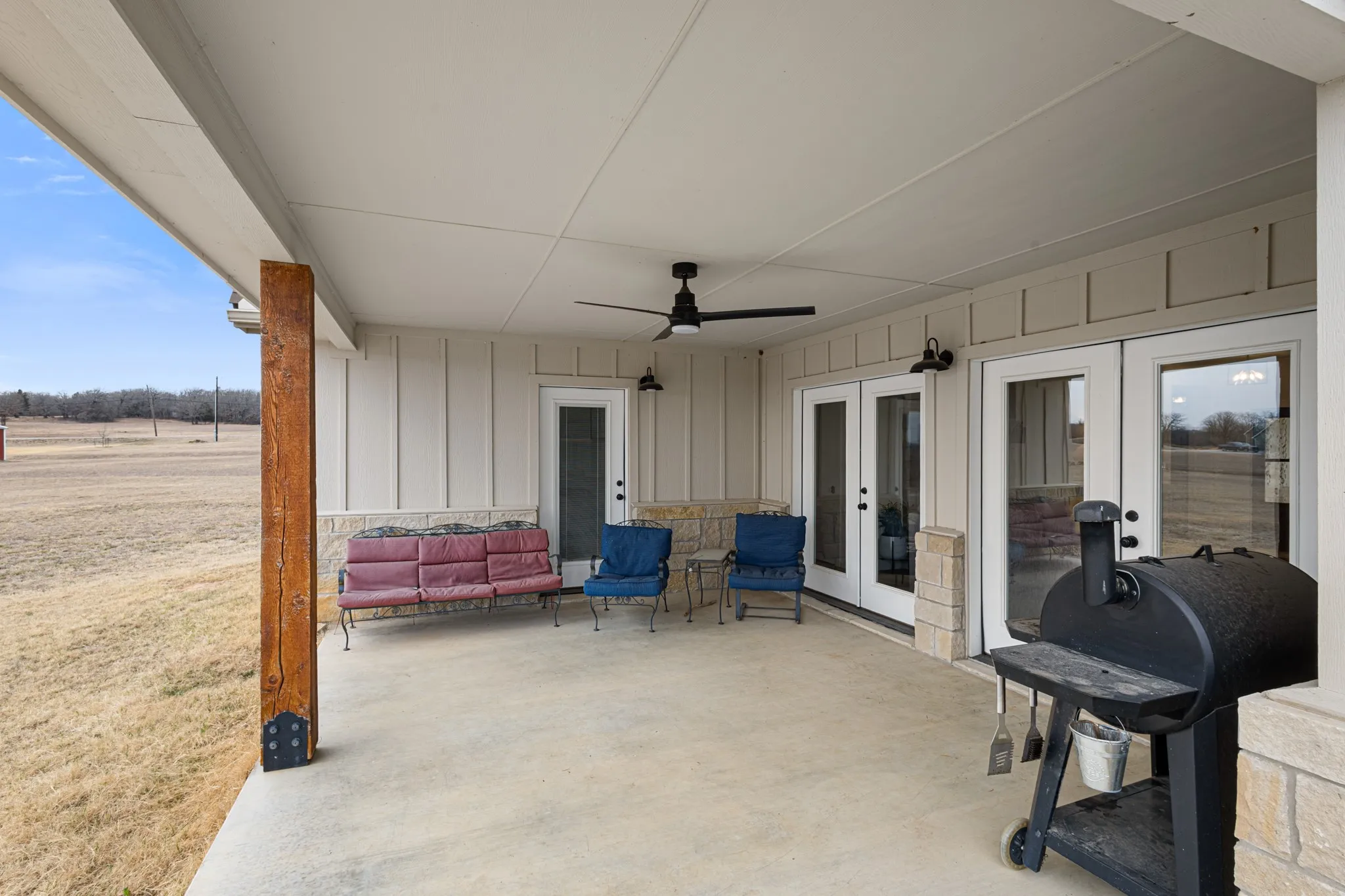 Single Family Residence For Sale in Montague County , 476 Silver Leaf Drive, Sunset, Texas 76270, 3 Bedroom, 4 Bathroom, 2 Garage spaces, 2,268 Sqft, built in 2022, mls#21177518, Real Estate Agent in Sunset, Homes For Sale in Montague county, Homes For Sale in Sunset, Realtor in Sunset Texas, Real Estate Brokerage Independent Realty Texas, Luminita Cordes Realtor