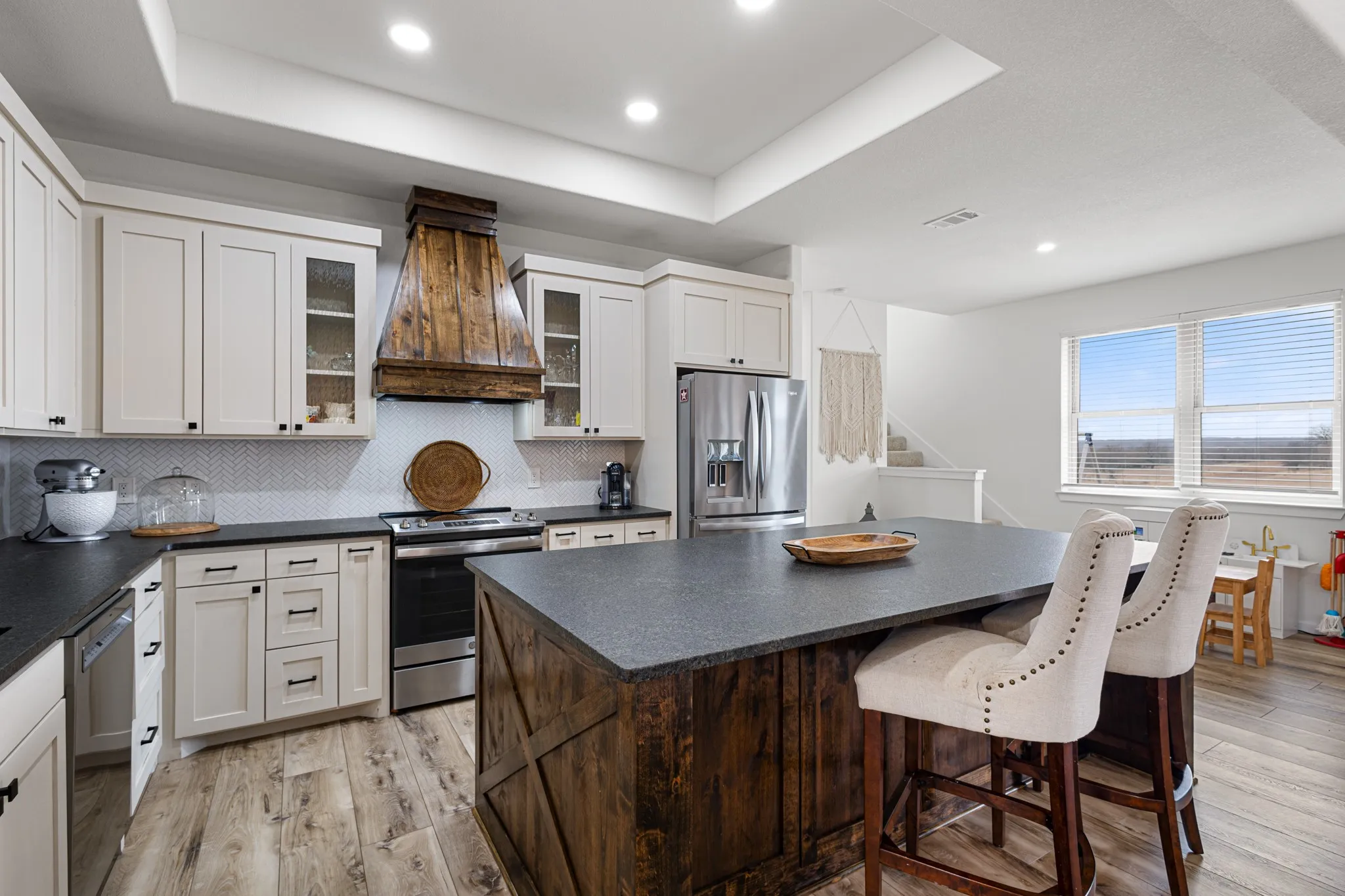 Single Family Residence For Sale in Montague County , 476 Silver Leaf Drive, Sunset, Texas 76270, 3 Bedroom, 4 Bathroom, 2 Garage spaces, 2,268 Sqft, built in 2022, mls#21177518, Real Estate Agent in Sunset, Homes For Sale in Montague county, Homes For Sale in Sunset, Realtor in Sunset Texas, Real Estate Brokerage Independent Realty Texas, Luminita Cordes Realtor
