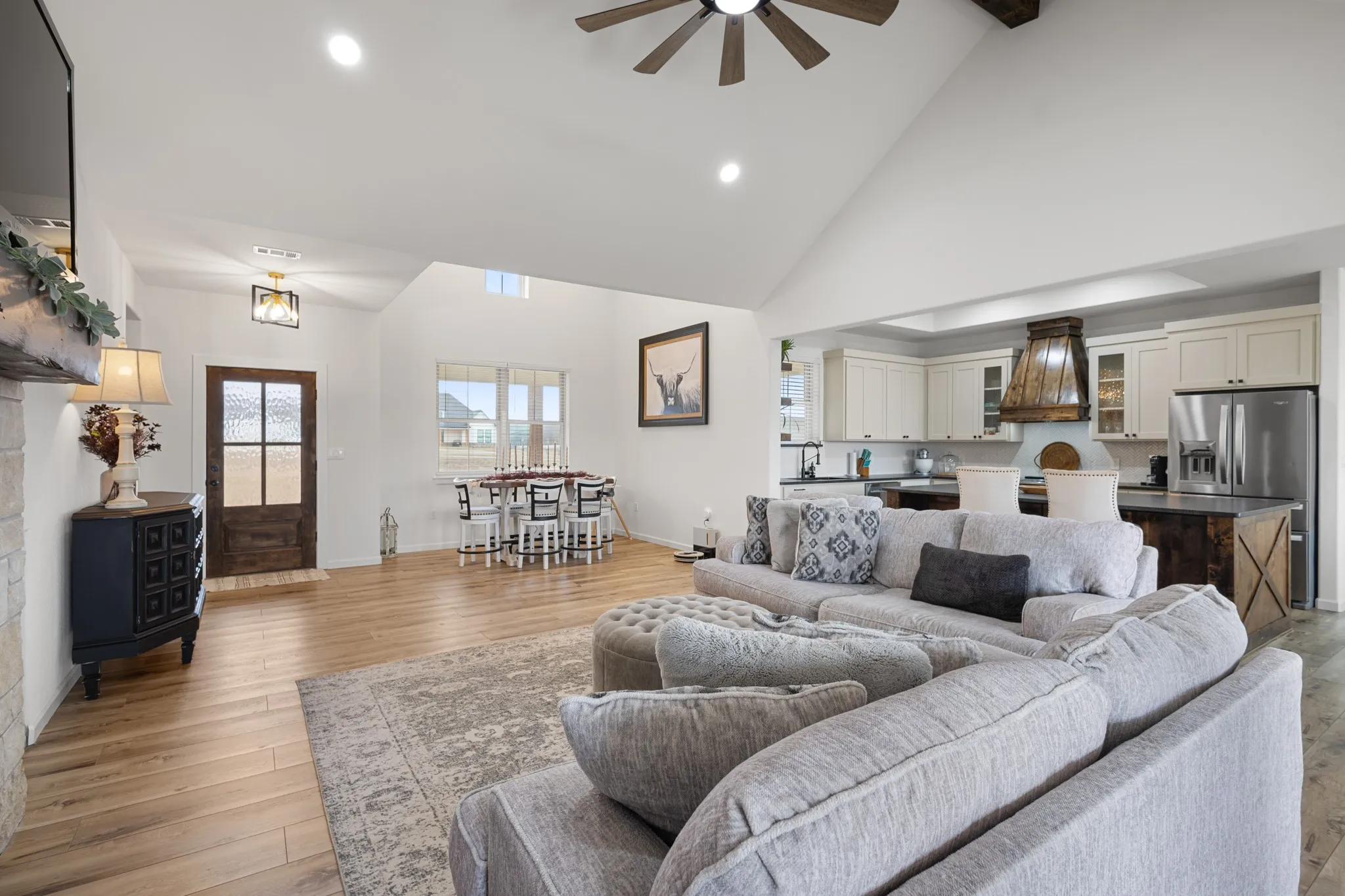 Single Family Residence For Sale in Montague County , 476 Silver Leaf Drive, Sunset, Texas 76270, 3 Bedroom, 4 Bathroom, 2 Garage spaces, 2,268 Sqft, built in 2022, mls#21177518, Real Estate Agent in Sunset, Homes For Sale in Montague county, Homes For Sale in Sunset, Realtor in Sunset Texas, Real Estate Brokerage Independent Realty Texas, Luminita Cordes Realtor