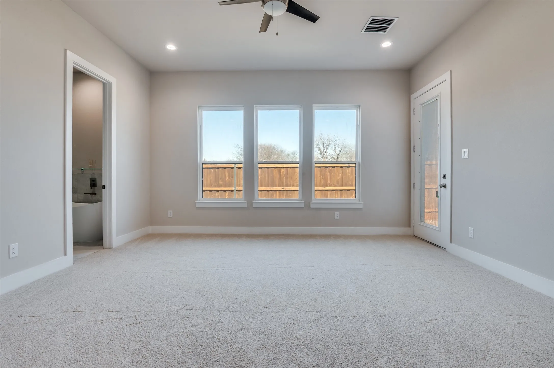 Single Family Residence For Sale in Dallas County , 903 Urban Drive, De Soto, Texas 75115, 4 Bedroom, 3 Bathroom, 2 Garage spaces, 2,361 Sqft, built in 2026, New Construction - Incomplete, mls#21180480, Real Estate Agent in De Soto, Homes For Sale in Dallas county, Homes For Sale in De Soto, Realtor in De Soto Texas, Real Estate Brokerage Independent Realty Texas, Luminita Cordes Realtor