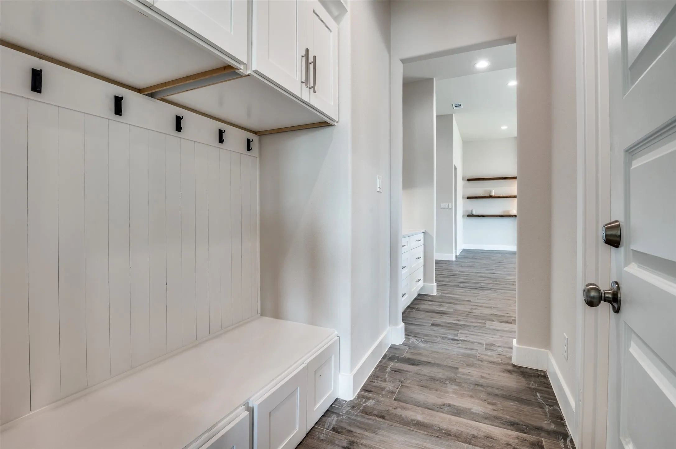 Single Family Residence For Sale in Dallas County , 903 Urban Drive, De Soto, Texas 75115, 4 Bedroom, 3 Bathroom, 2 Garage spaces, 2,361 Sqft, built in 2026, New Construction - Incomplete, mls#21180480, Real Estate Agent in De Soto, Homes For Sale in Dallas county, Homes For Sale in De Soto, Realtor in De Soto Texas, Real Estate Brokerage Independent Realty Texas, Luminita Cordes Realtor