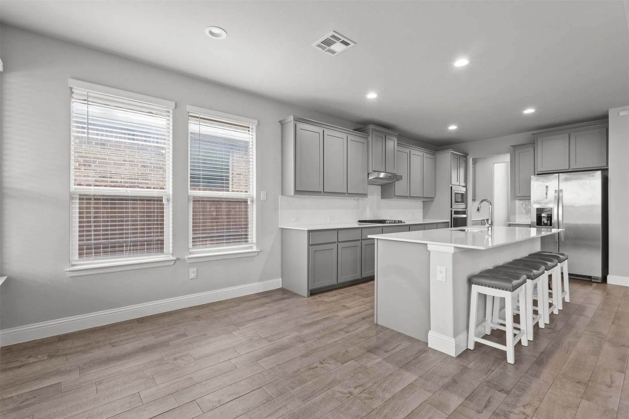 Large Eat in Kitchen