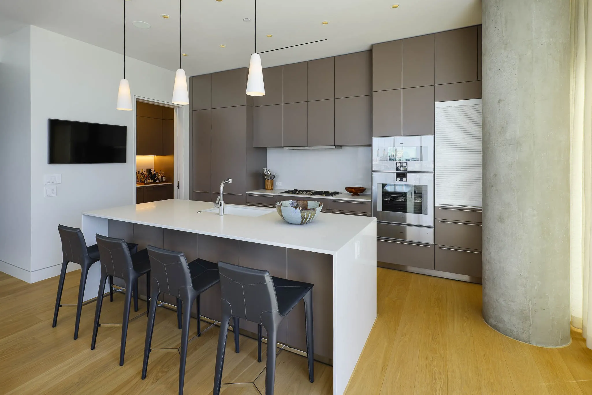 Condominium For Sale in Dallas County , 1747 Leonard Street 1102, Dallas, Texas 75201, 3 Bedrooms, 4 Bathrooms, 3 Garage spaces, 3,677 Sqft, built in 2017, Preowned, Price $4,450,000, mls#21180012, Real Estate Agent in Dallas, Homes For Sale in Dallas county, Homes For Sale in Dallas, Realtor in Dallas Texas, Real Estate Brokerage Independent Realty Texas, Luminita Cordes Realtor