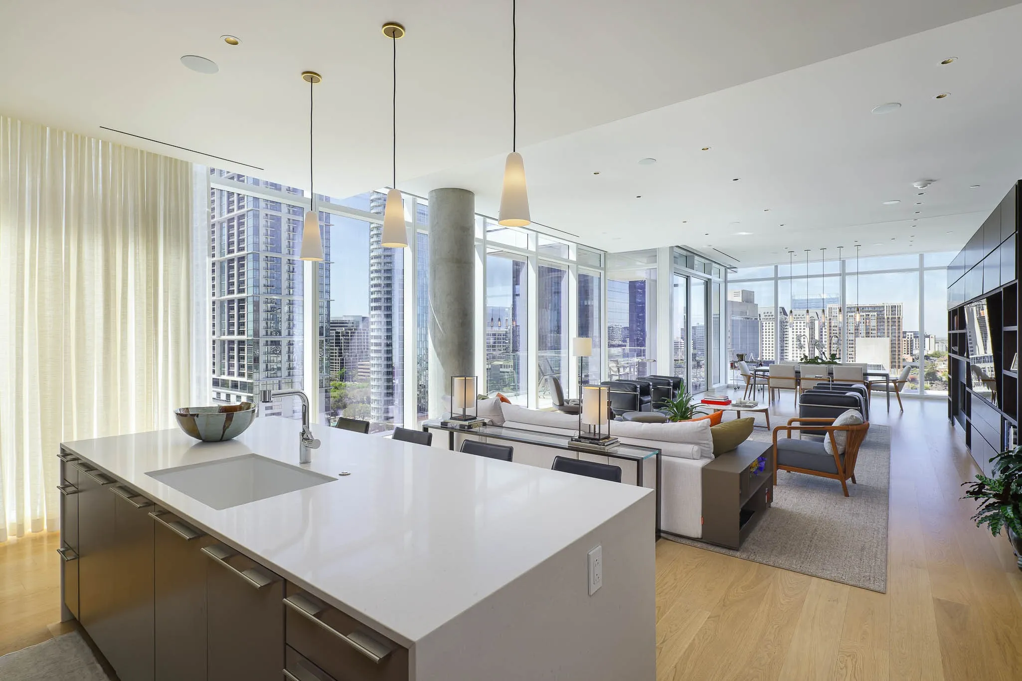 Condominium For Sale in Dallas County , 1747 Leonard Street 1102, Dallas, Texas 75201, 3 Bedrooms, 4 Bathrooms, 3 Garage spaces, 3,677 Sqft, built in 2017, Preowned, Price $4,450,000, mls#21180012, Real Estate Agent in Dallas, Homes For Sale in Dallas county, Homes For Sale in Dallas, Realtor in Dallas Texas, Real Estate Brokerage Independent Realty Texas, Luminita Cordes Realtor