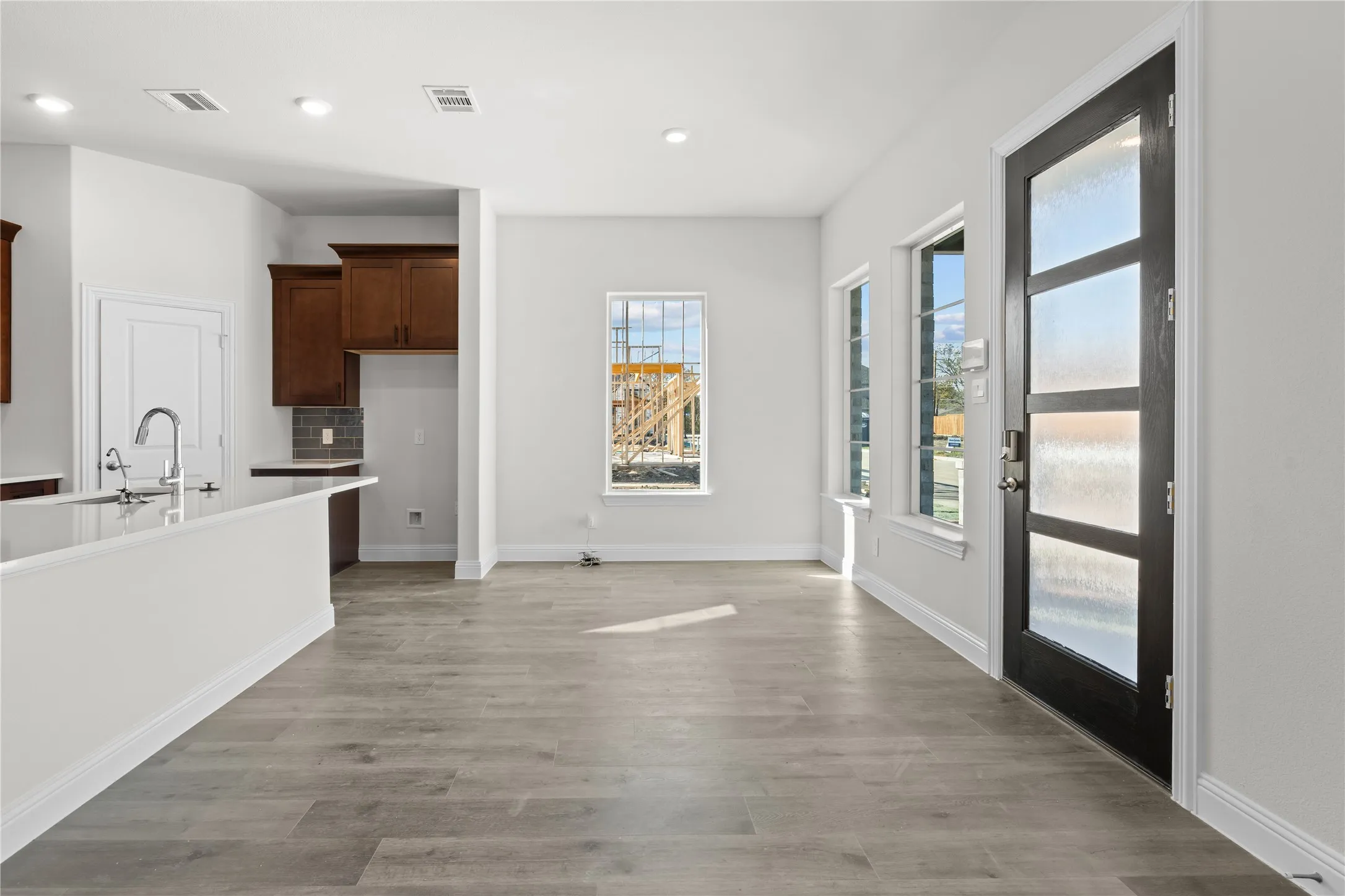 Single Family Residence For Sale in Dallas County , 725 Oakridge Trail, Richardson, Texas 75080, 4 Bedroom, 4 Bathroom, 2 Garage spaces, 2,559 Sqft, built in 2026, New Construction - Incomplete, mls#21180673, Real Estate Agent in Richardson, Homes For Sale in Dallas county, Homes For Sale in Richardson, Realtor in Richardson Texas, Real Estate Brokerage Independent Realty Texas, Luminita Cordes Realtor