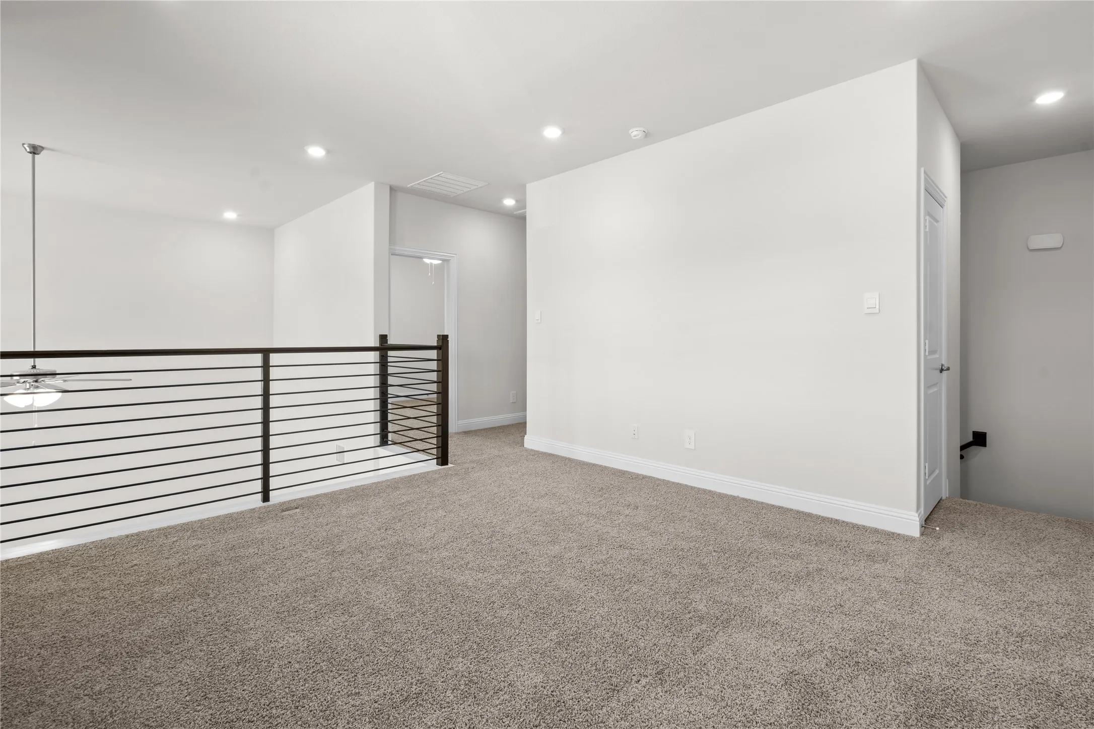 Single Family Residence For Sale in Dallas County , 725 Oakridge Trail, Richardson, Texas 75080, 4 Bedroom, 4 Bathroom, 2 Garage spaces, 2,559 Sqft, built in 2026, New Construction - Incomplete, mls#21180673, Real Estate Agent in Richardson, Homes For Sale in Dallas county, Homes For Sale in Richardson, Realtor in Richardson Texas, Real Estate Brokerage Independent Realty Texas, Luminita Cordes Realtor