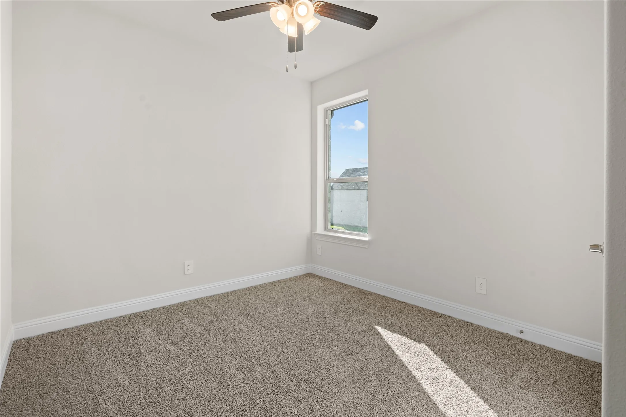 Single Family Residence For Sale in Dallas County , 725 Oakridge Trail, Richardson, Texas 75080, 4 Bedroom, 4 Bathroom, 2 Garage spaces, 2,559 Sqft, built in 2026, New Construction - Incomplete, mls#21180673, Real Estate Agent in Richardson, Homes For Sale in Dallas county, Homes For Sale in Richardson, Realtor in Richardson Texas, Real Estate Brokerage Independent Realty Texas, Luminita Cordes Realtor